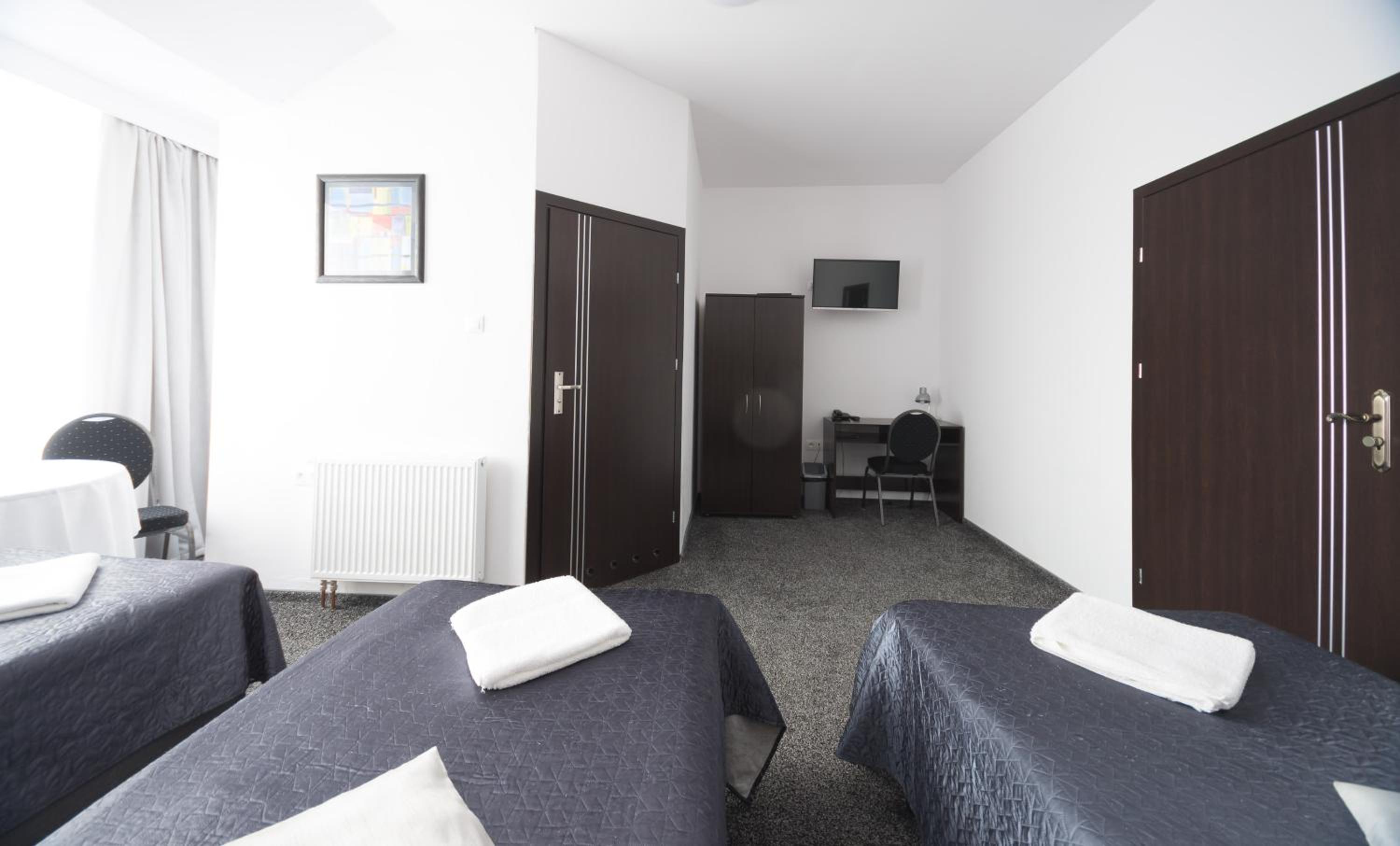 Triple Room - Photo 4