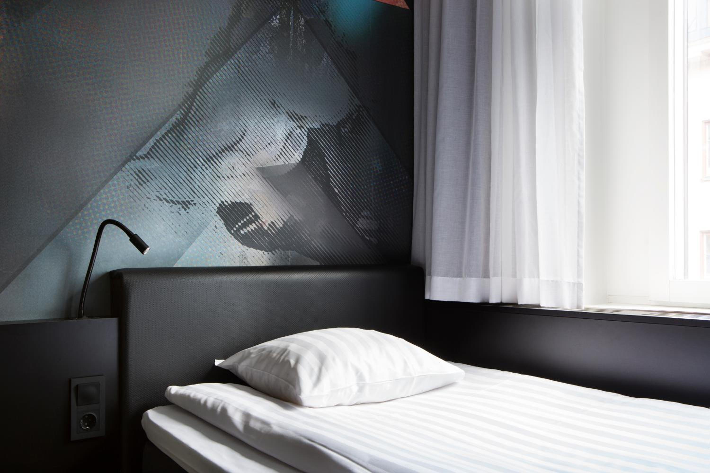 Compact Single Room