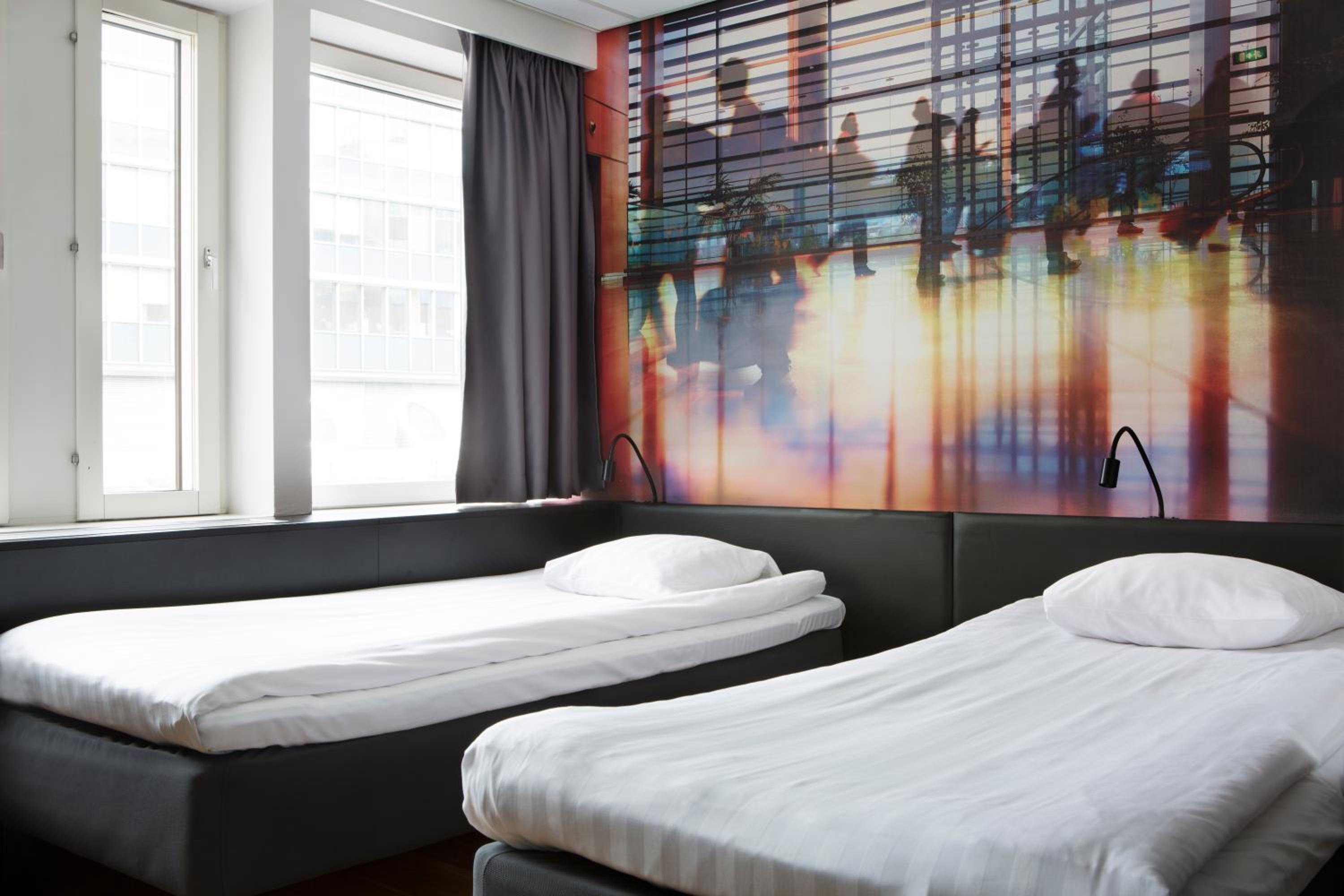 Standard Double or Twin Room - Photo 11