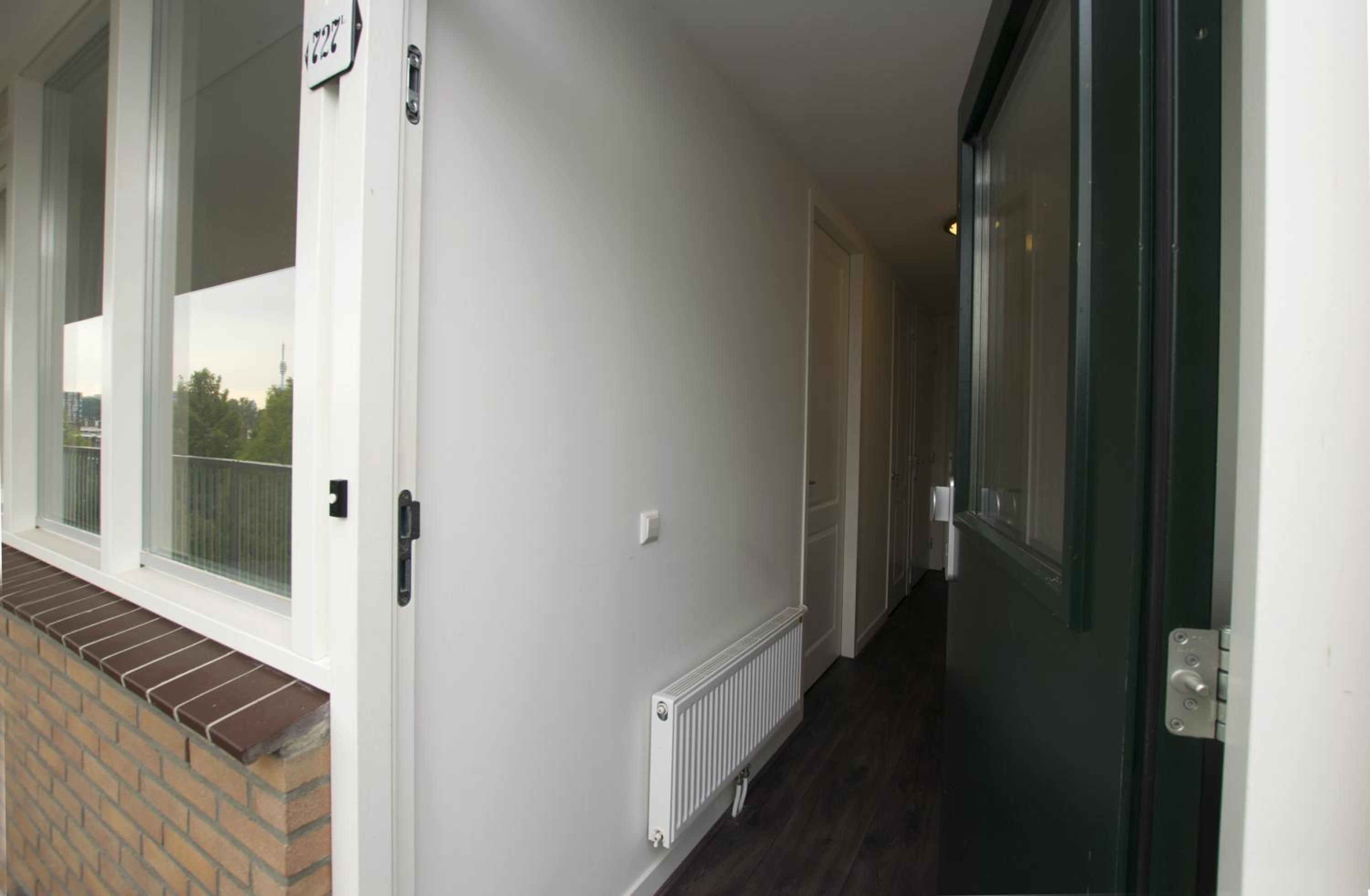 Apartment photo 3