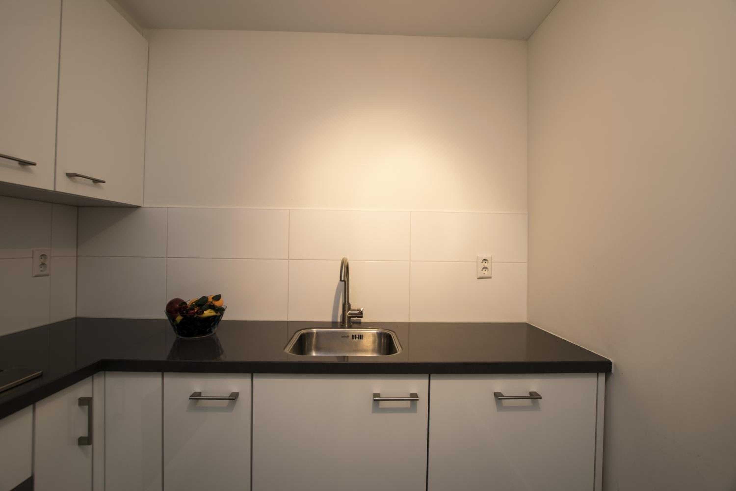 Apartment photo 2