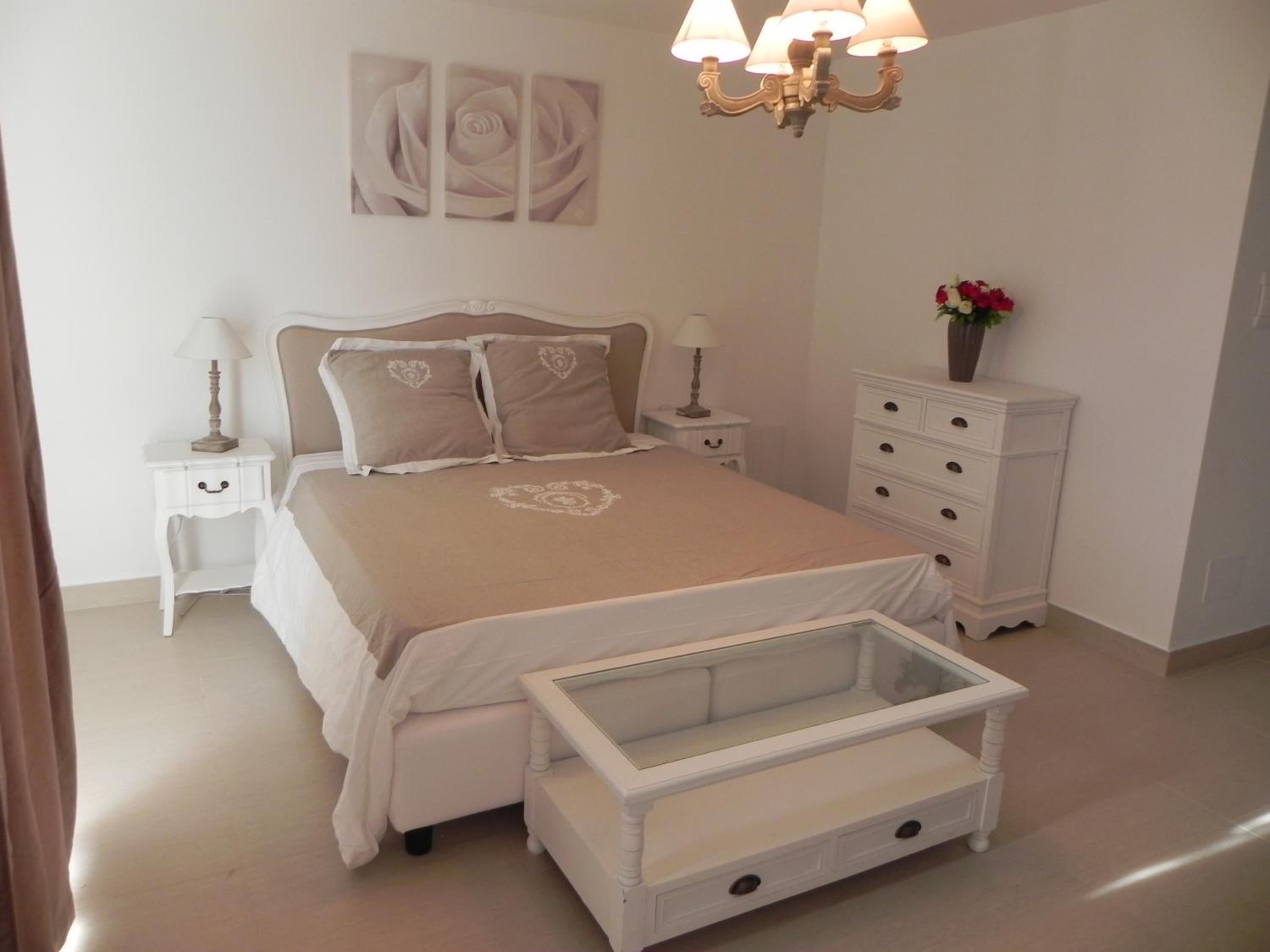 Double or Twin Room - Photo 11
