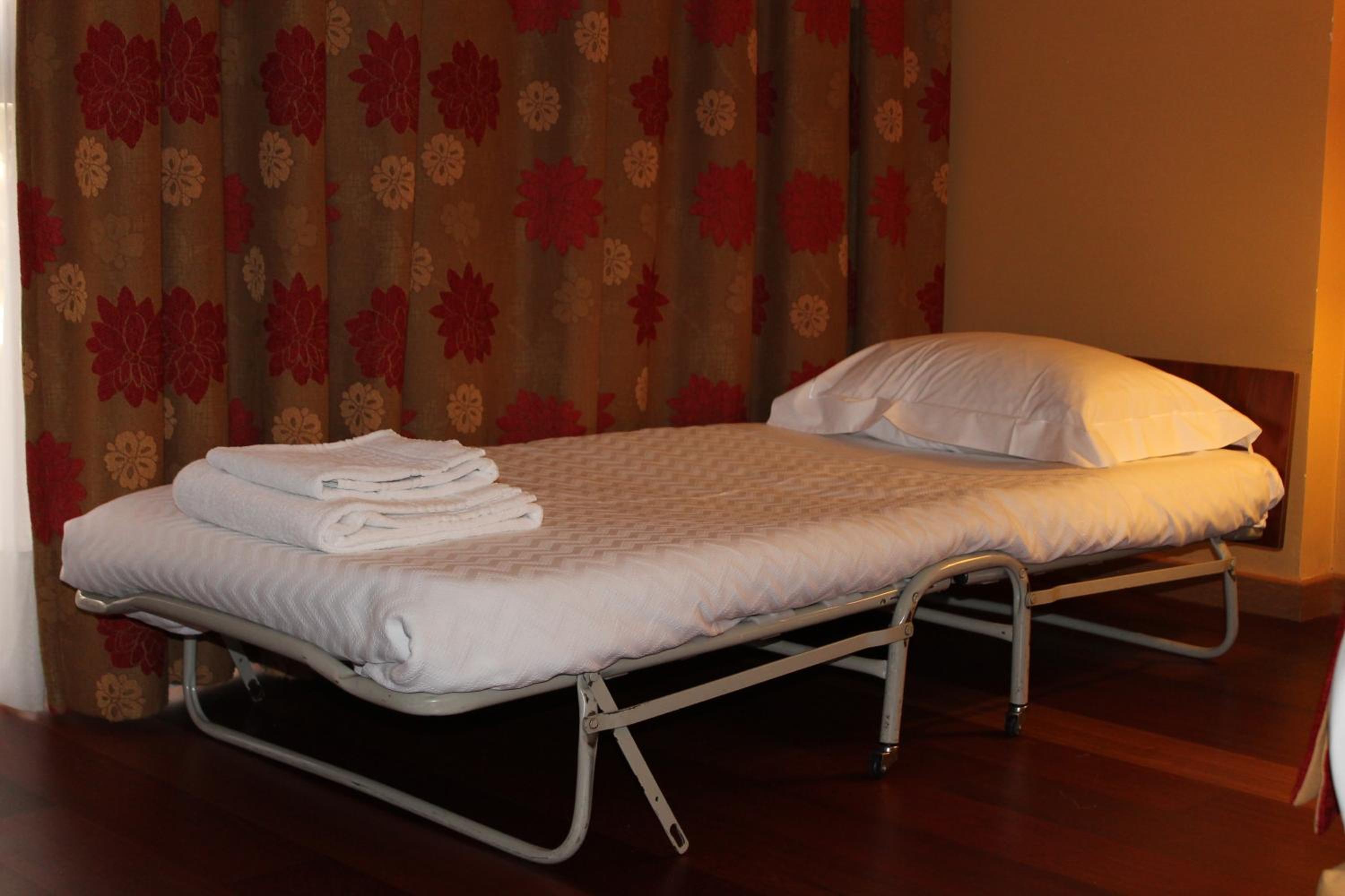 Twin Room with Extra Bed