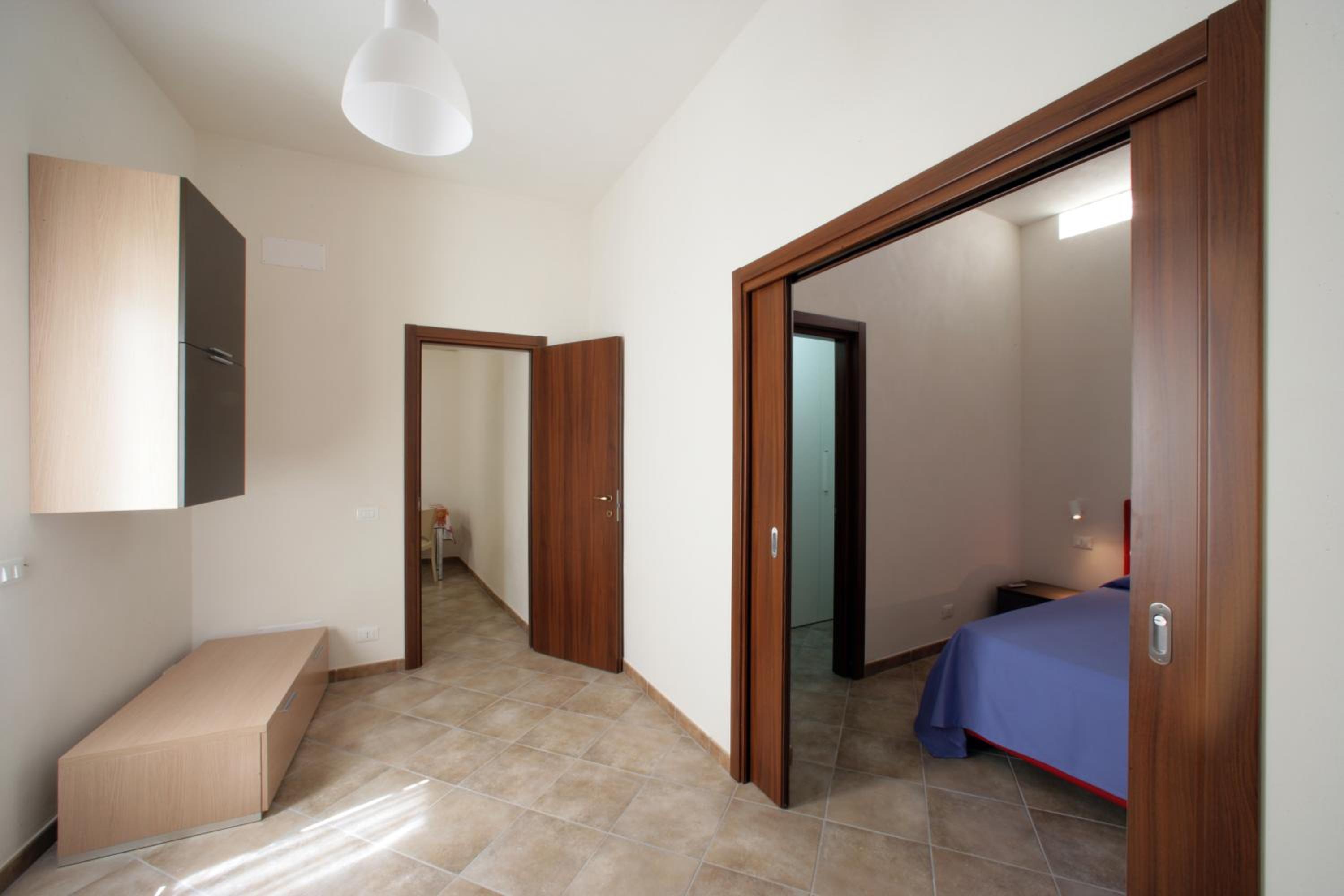 Apartment photo 2