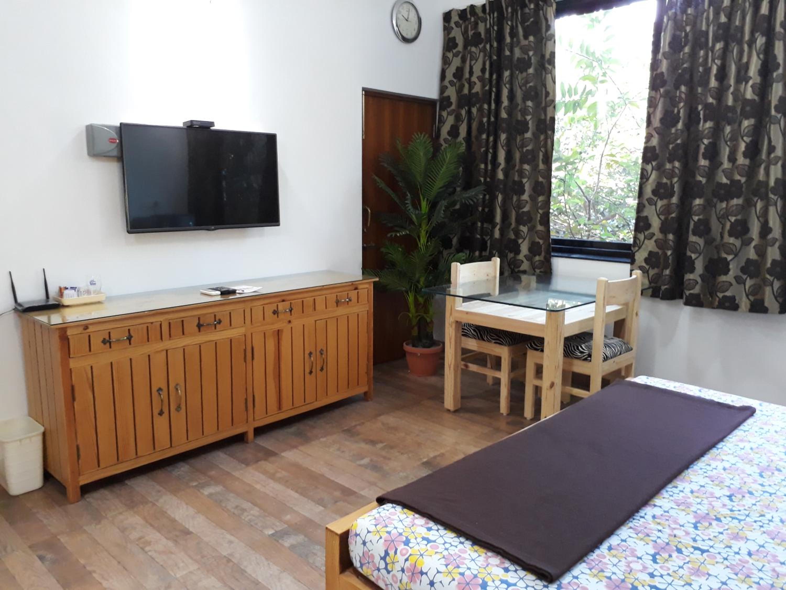 Deluxe Double Room photo 3