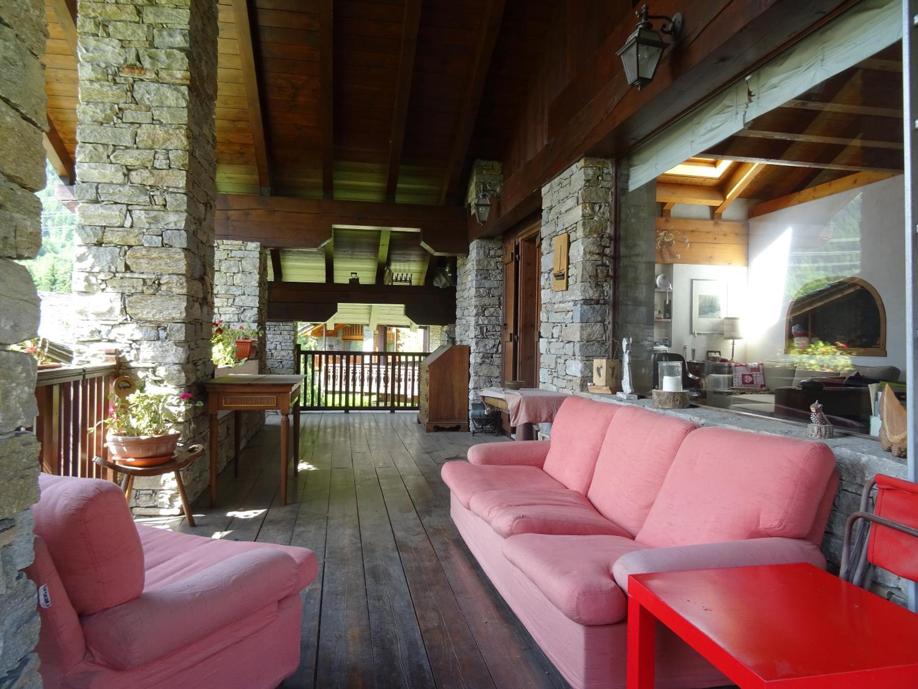 Villa with Garden View photo 2