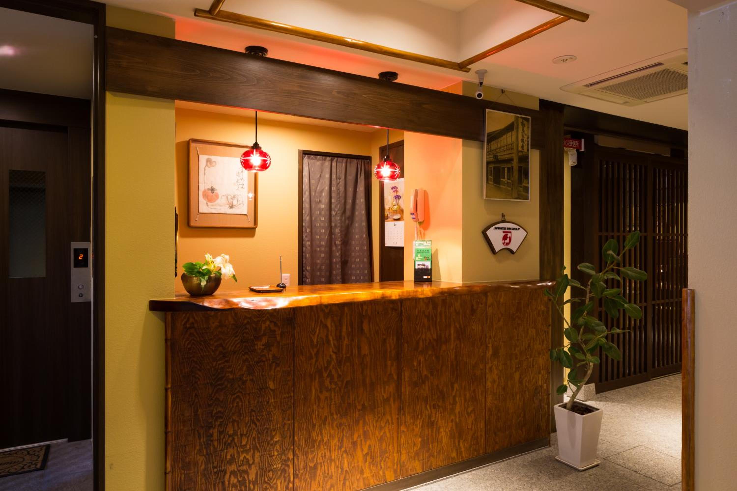 Japanese-Style Deluxe Room with Garden View thumbnail 6