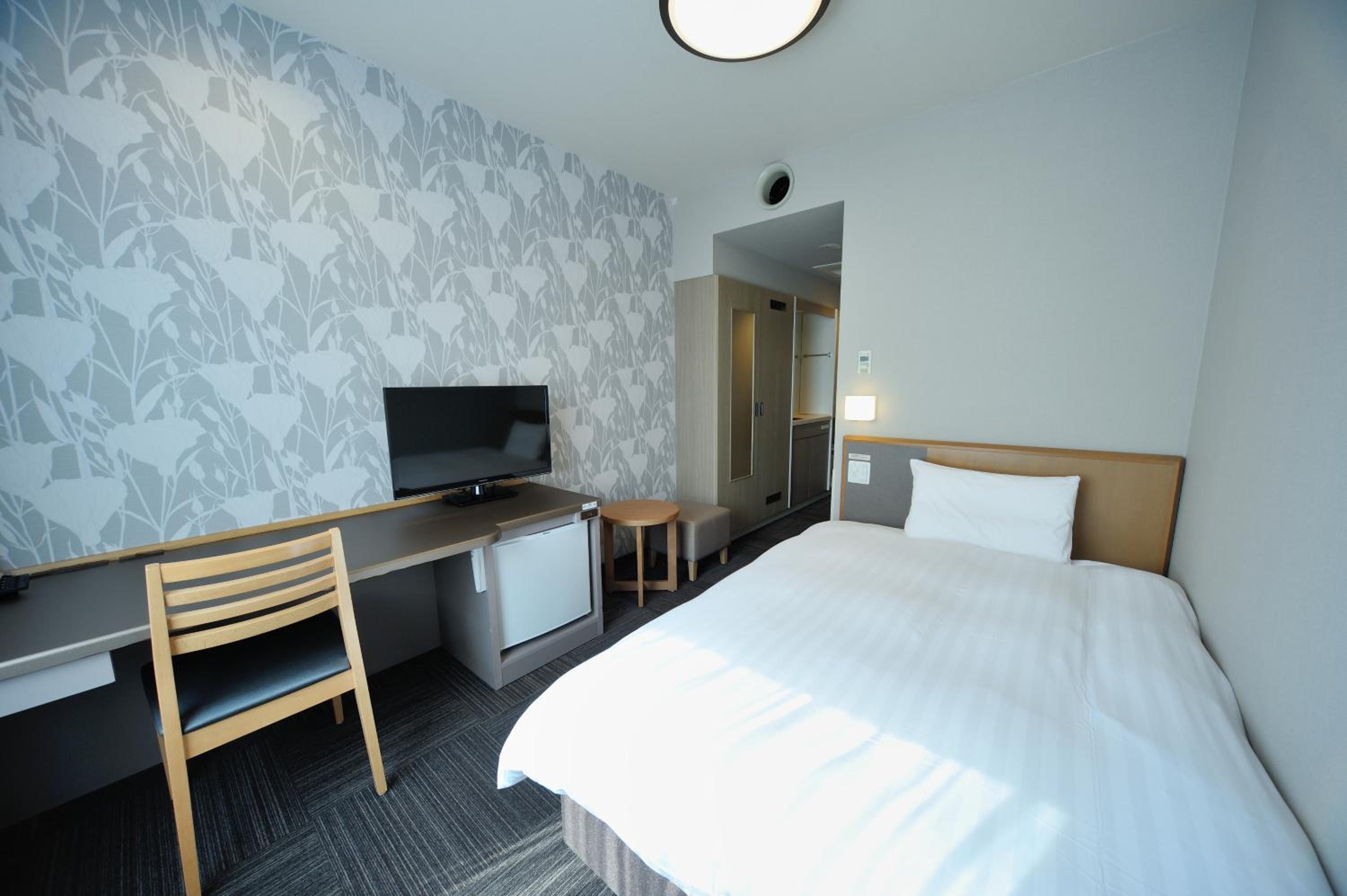 Double Room with Small Double Bed - Non-Smoking