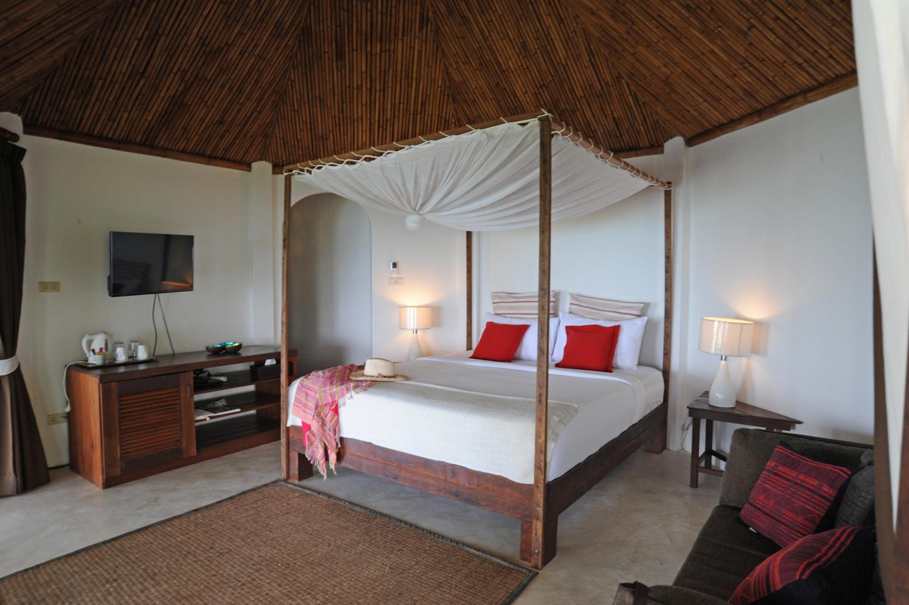  Jungle Lodge  photo 2