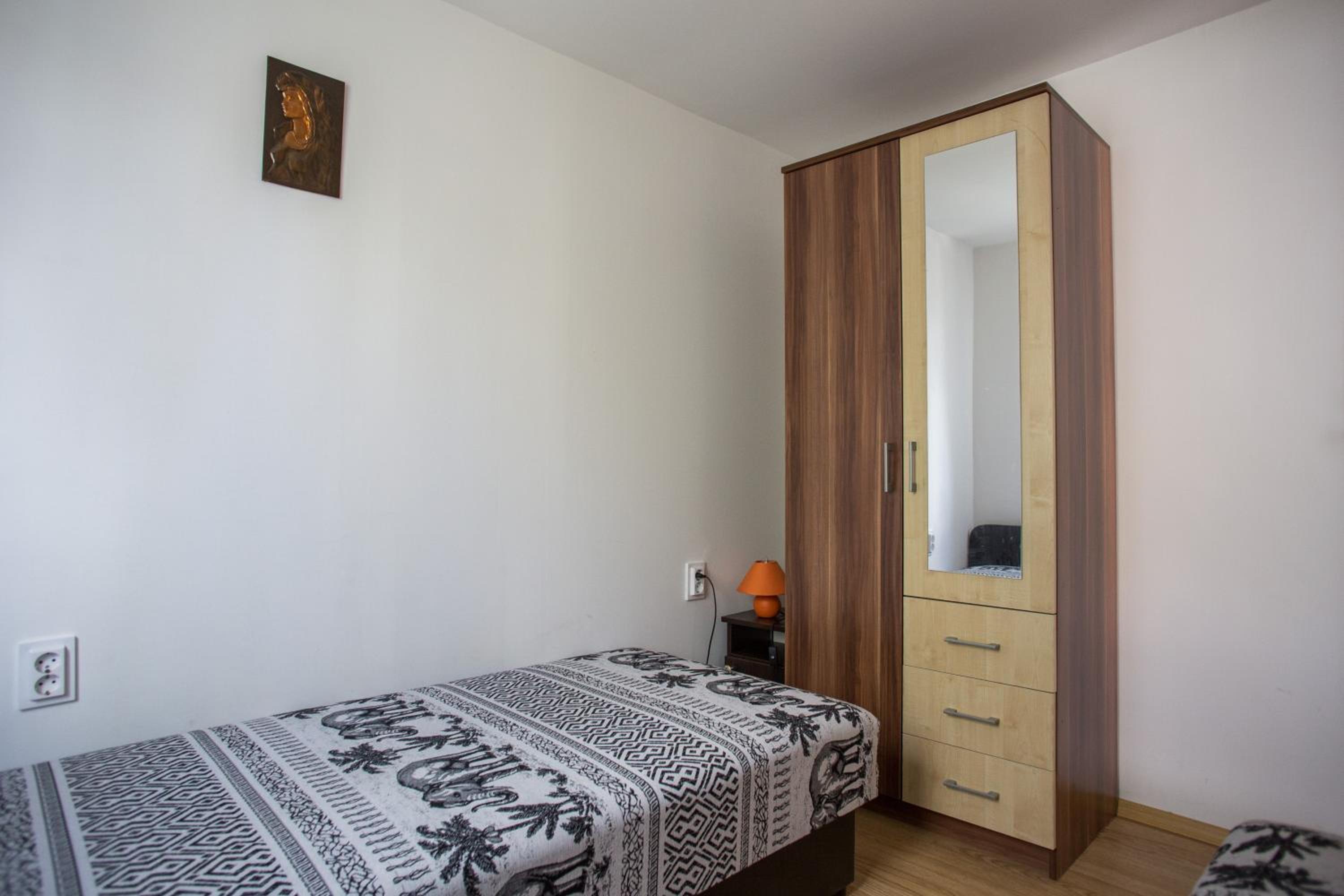 Apartment - Ground Floor photo 3