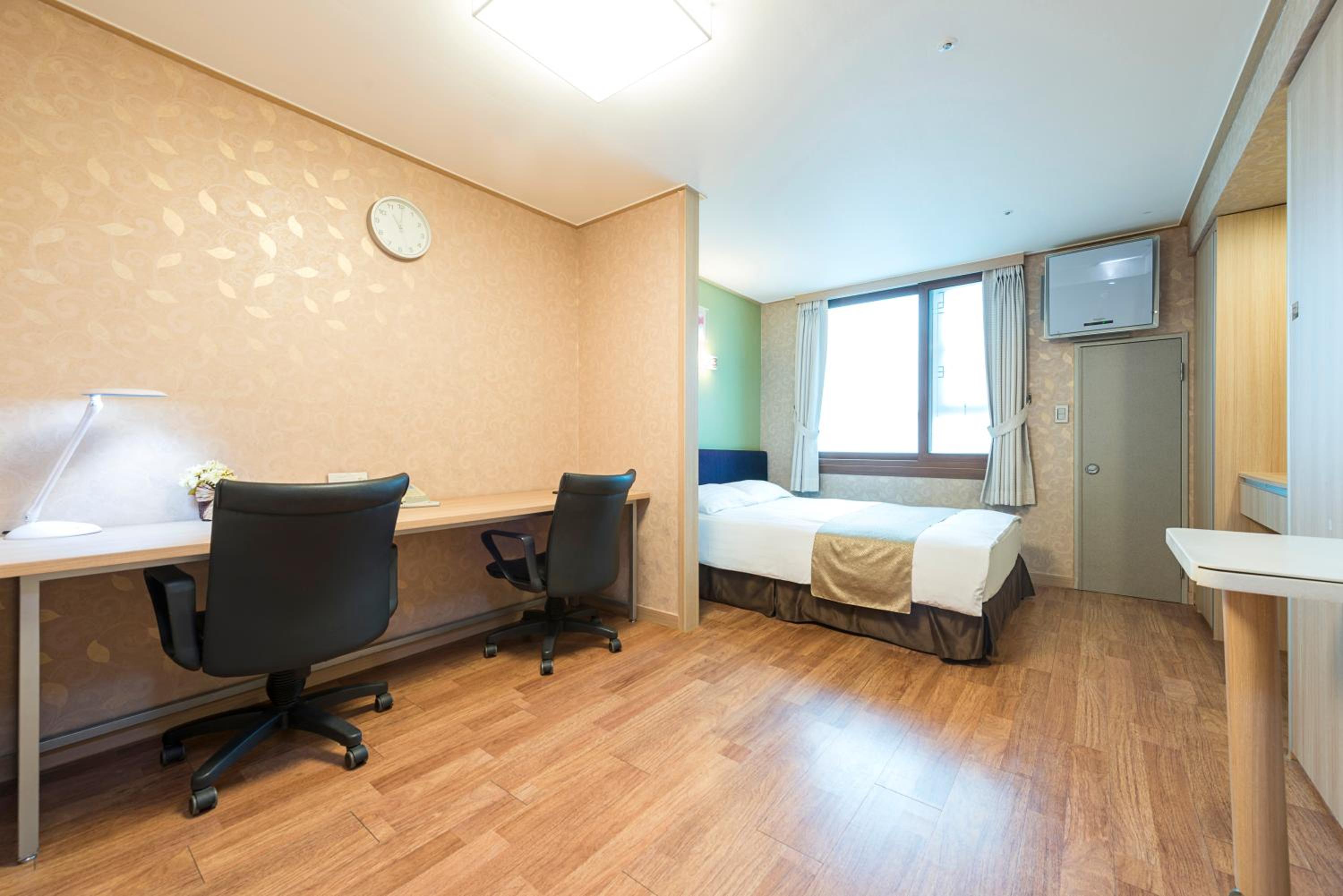Superior Double Room - Photo 9