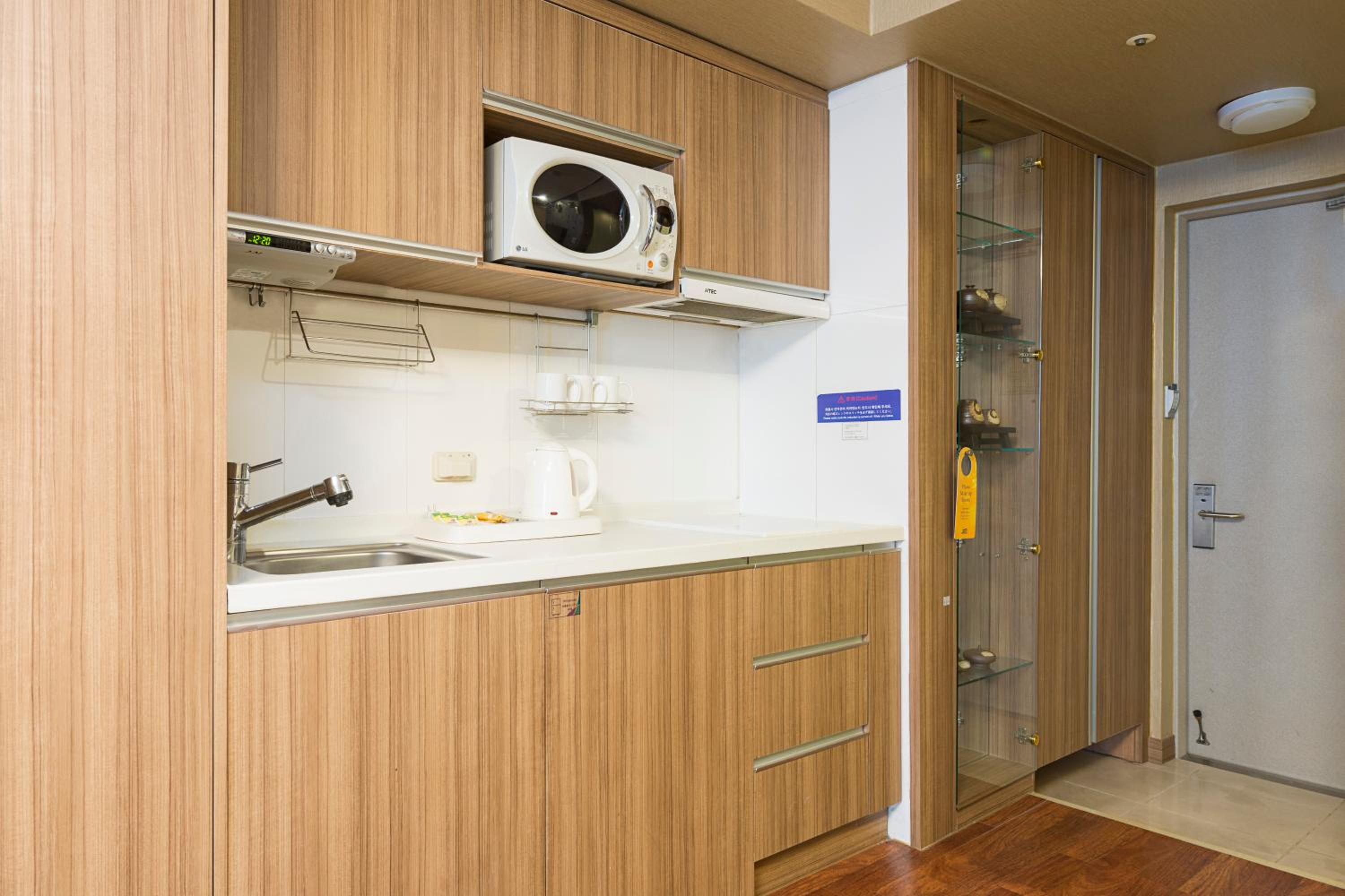 Deluxe Triple Room - Photo 7