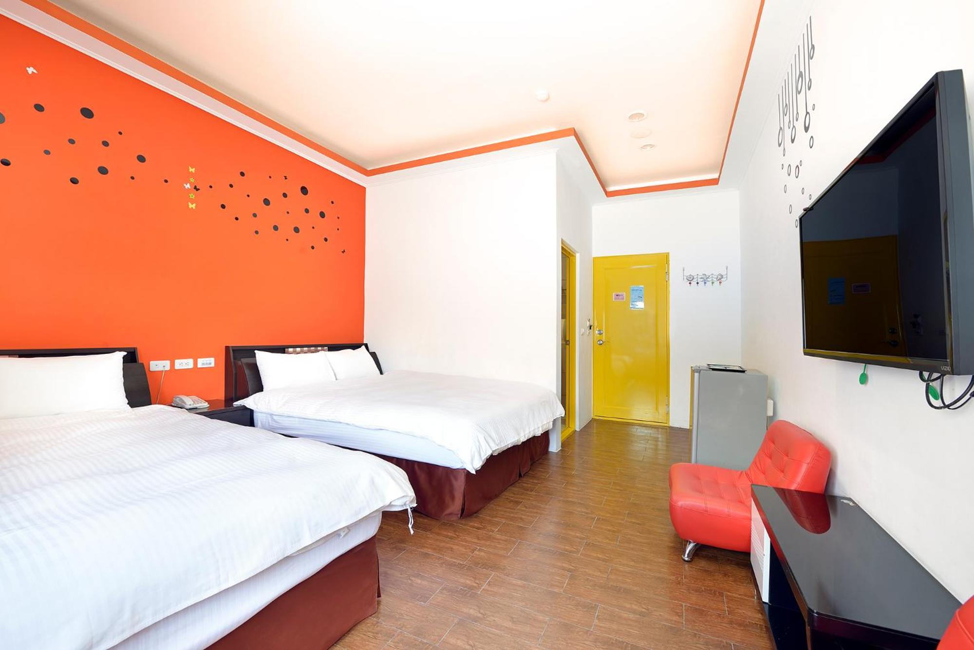 Economy Quadruple Room photo 3