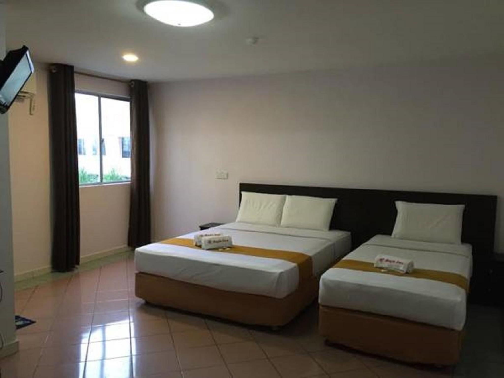 Superior Triple Room photo 2