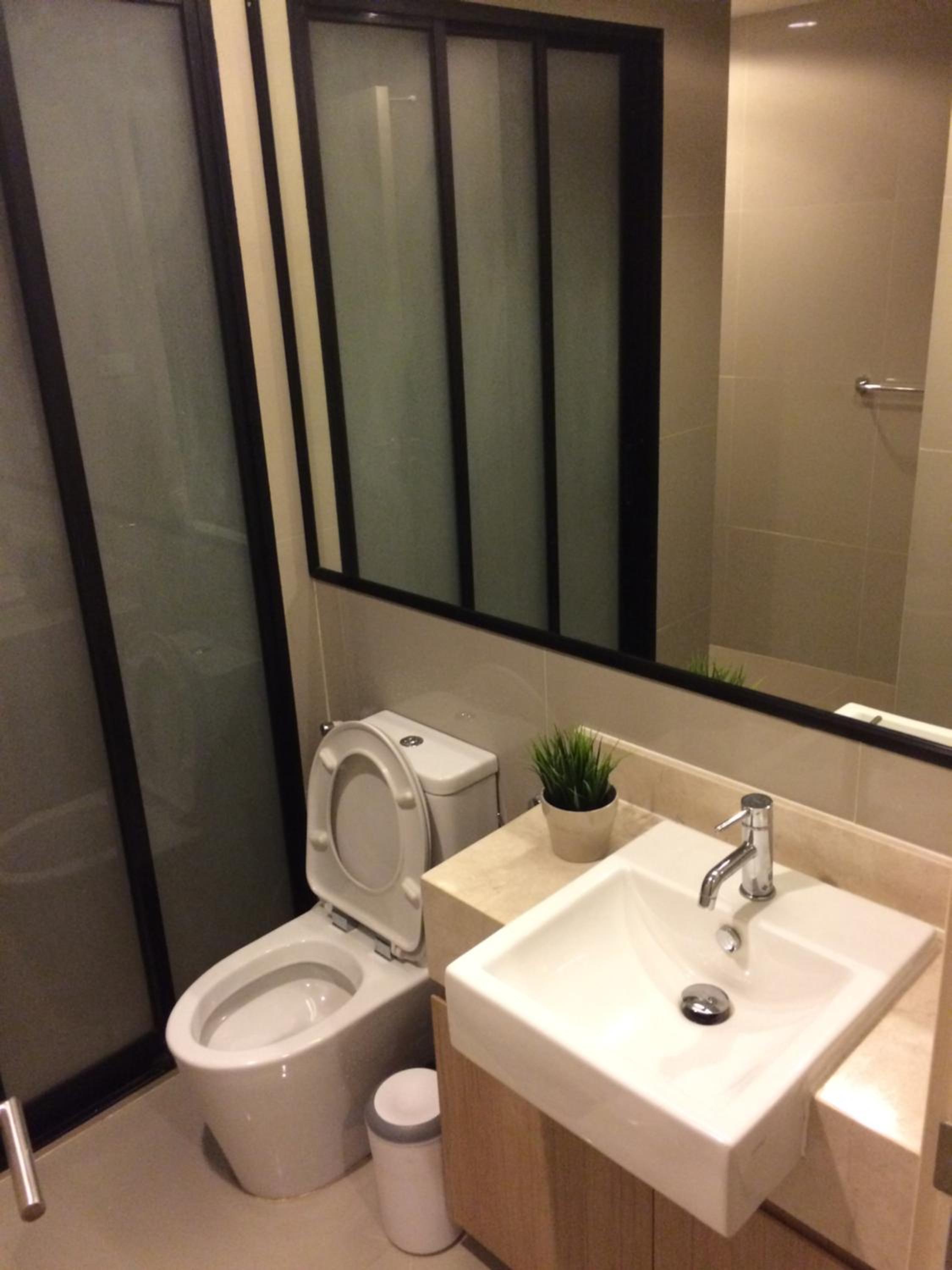 One-Bedroom Apartment - Photo 8