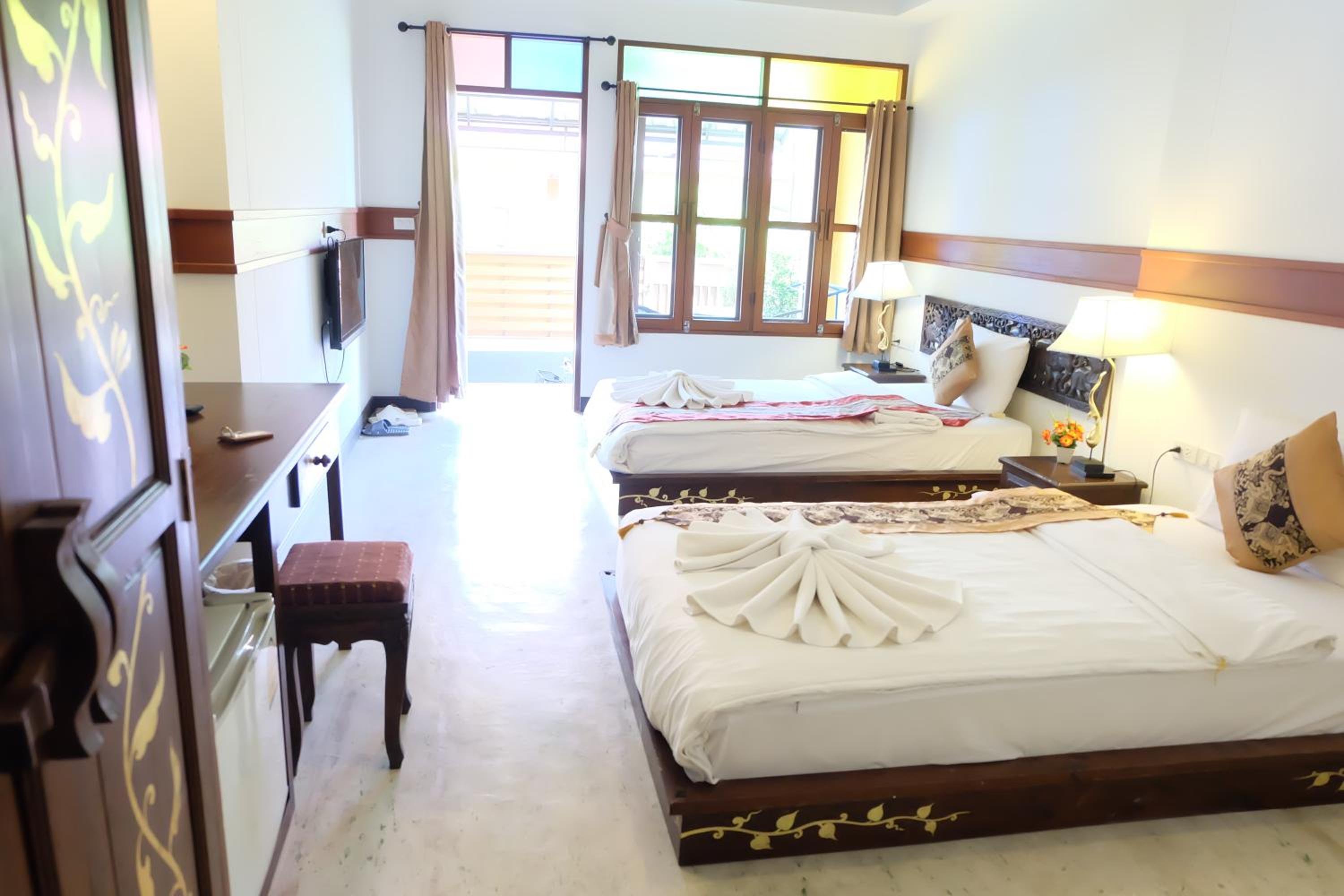 Standard Twin Room photo 3