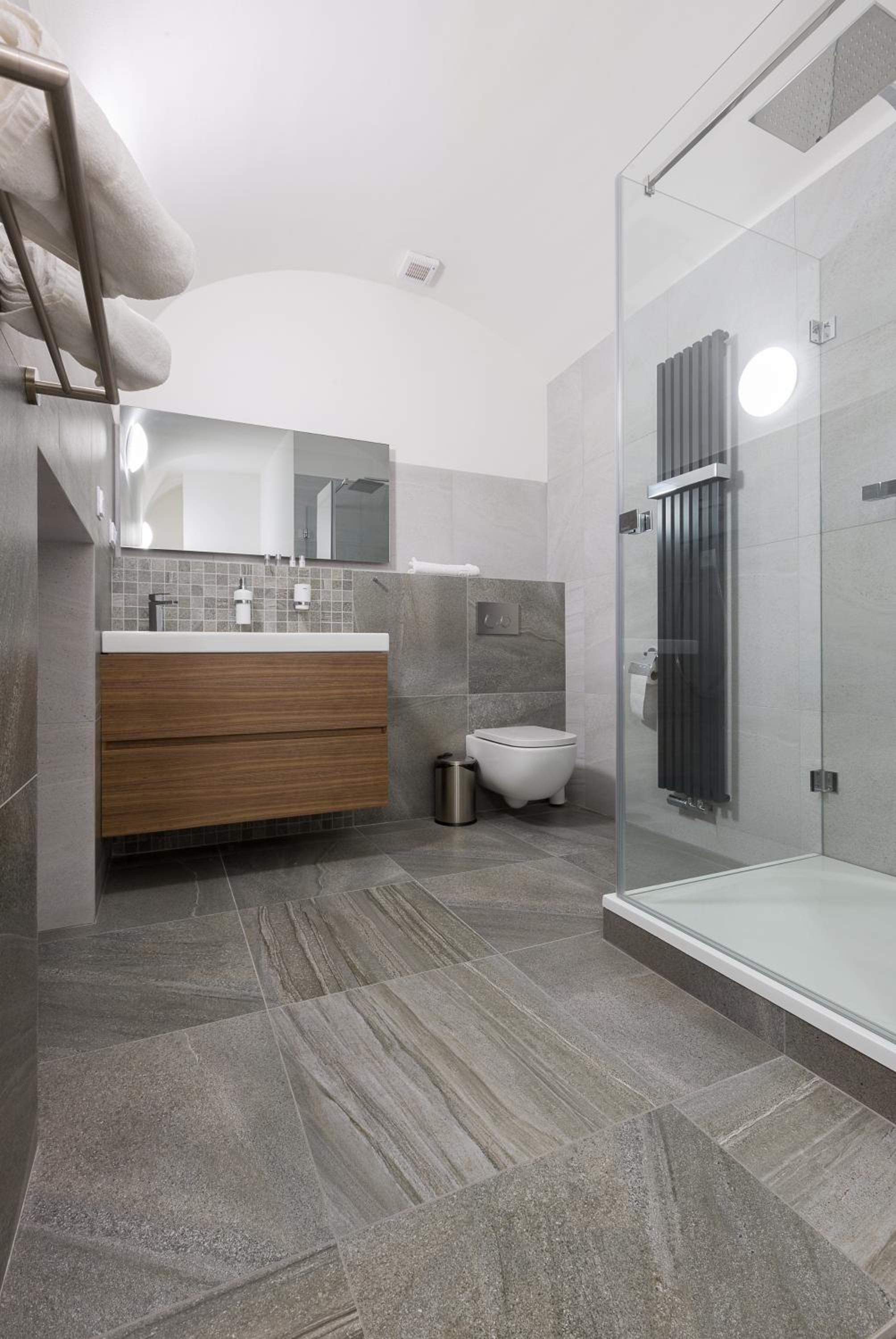 Apartment with Big Sauna and Shower - Photo 11