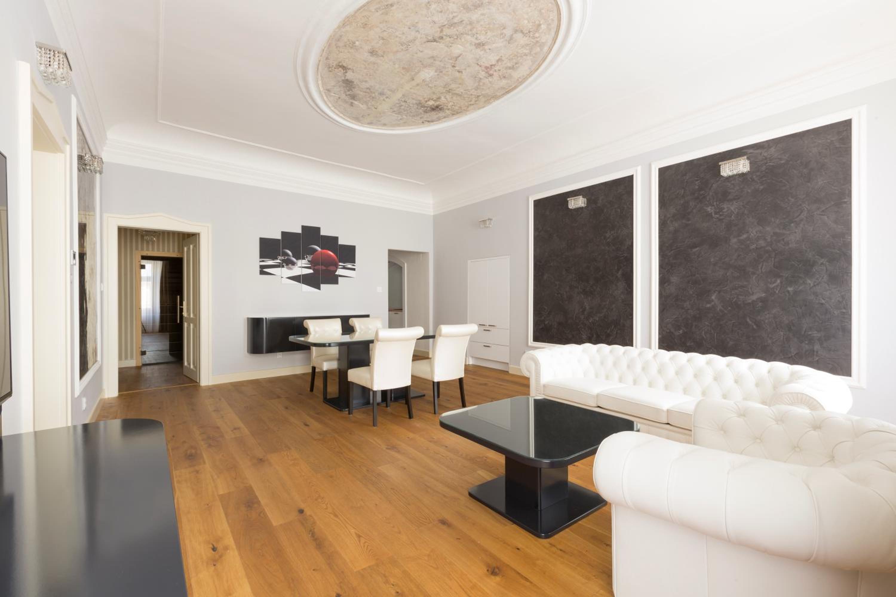 Apartment with Big Sauna and Shower - Photo 13