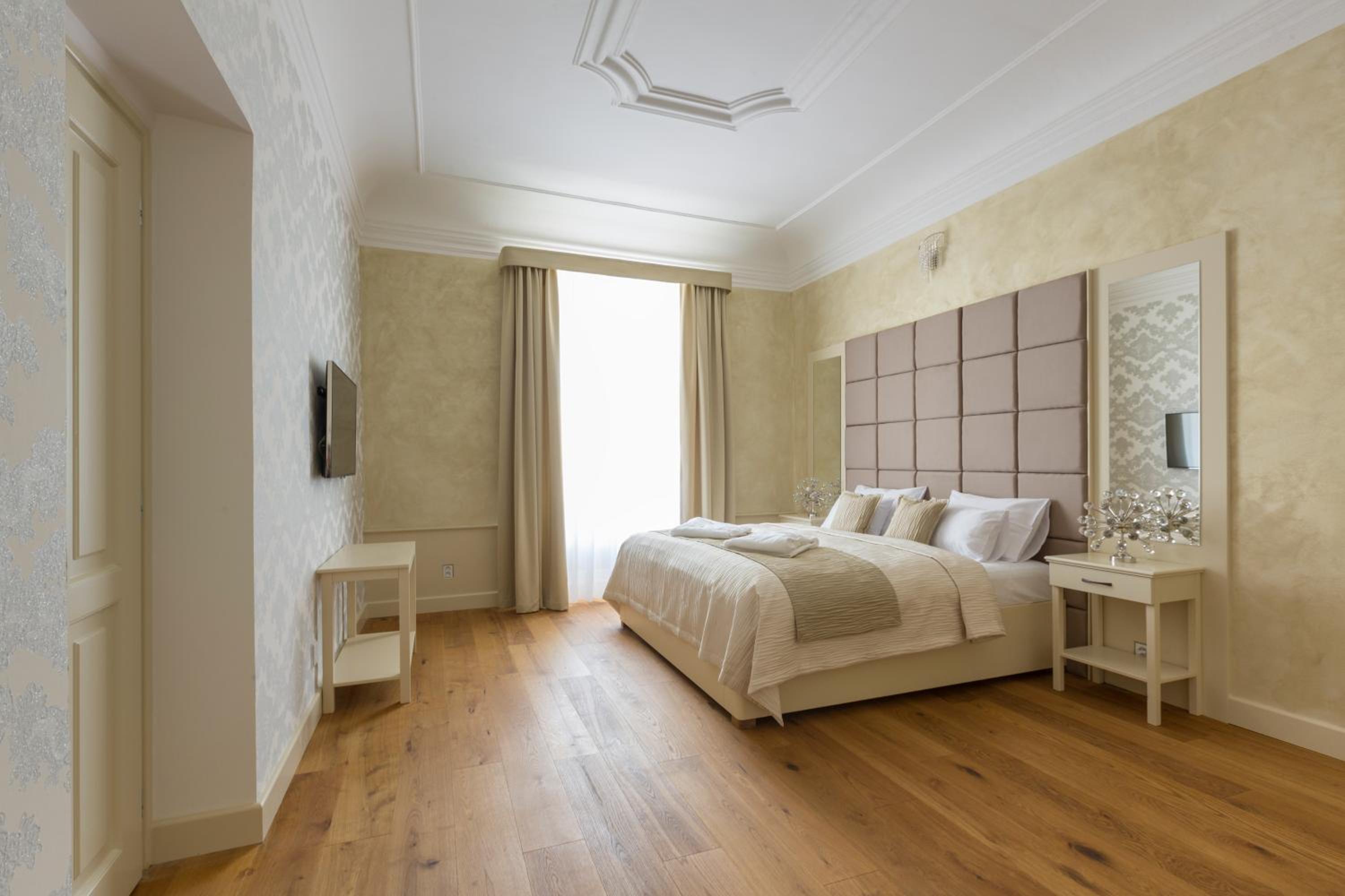Apartment with Big Sauna and Shower - Photo 16