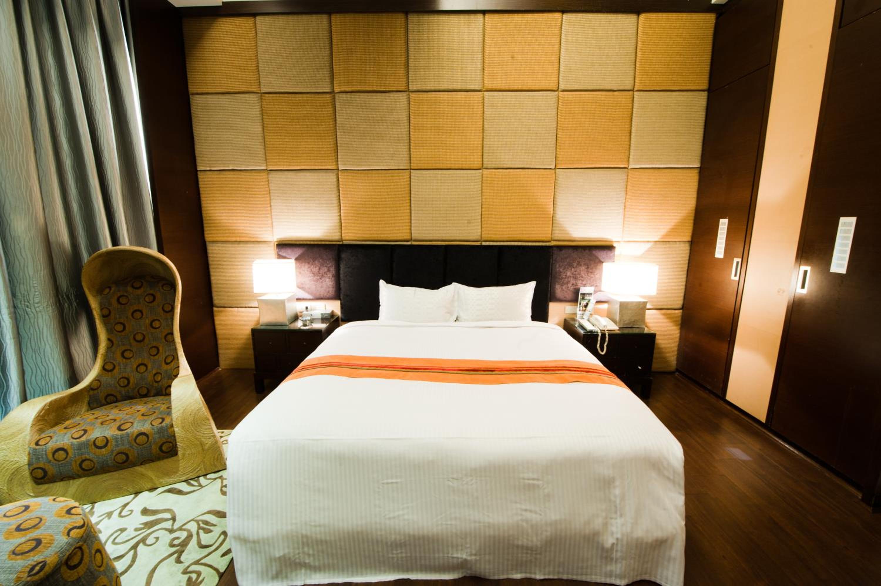 Budget Double Room photo 3