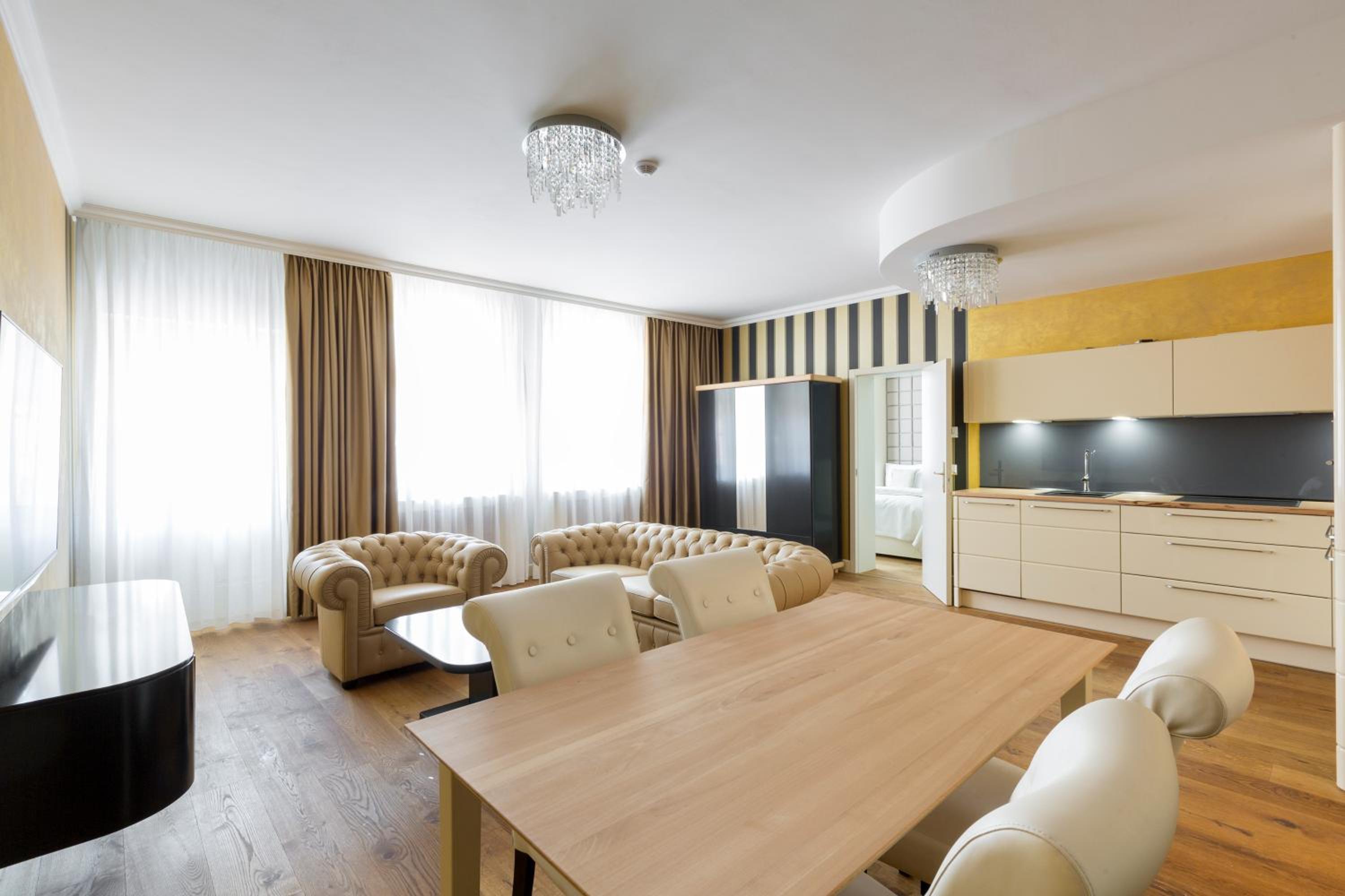 Deluxe Apartment with Sauna and Whirlpool photo 2