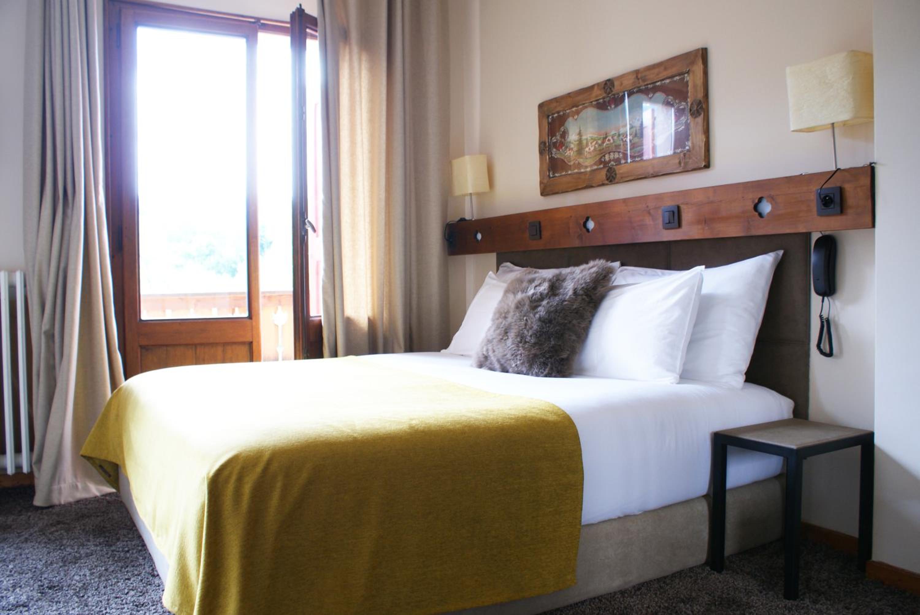Junior Suite with Mountain View - Photo 11