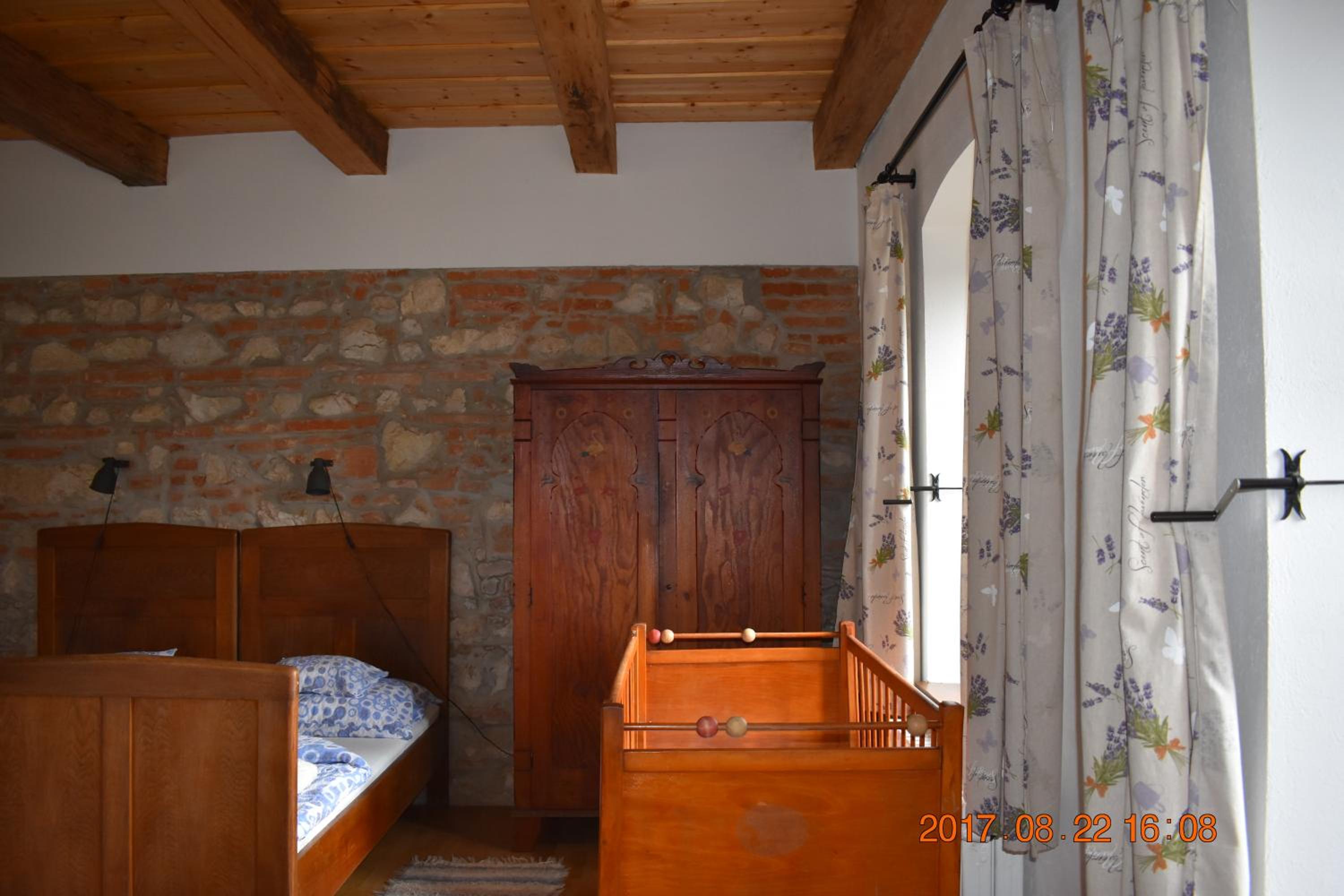 Triple Room - Photo 22
