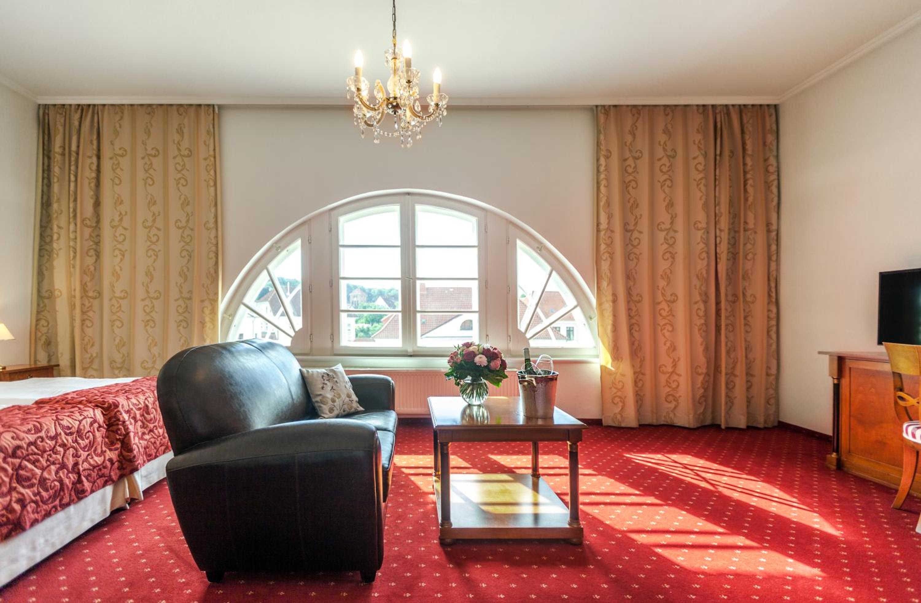 Junior Suite - Photo 1