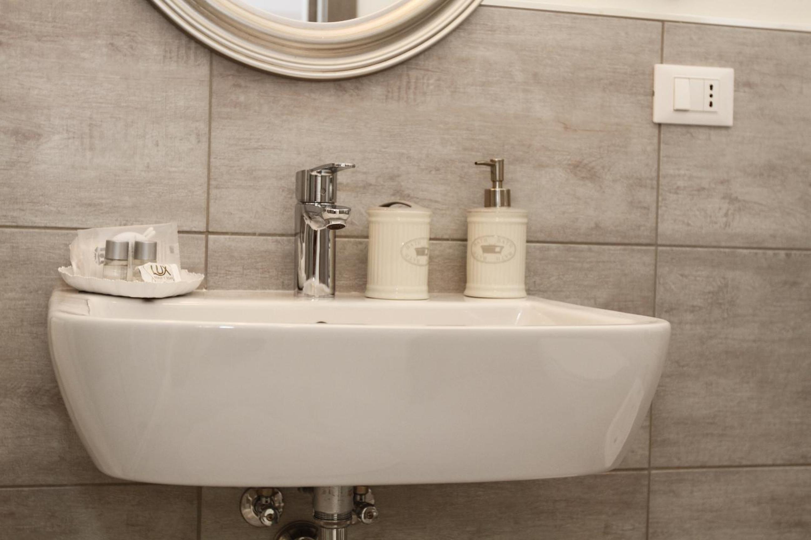 Quadruple Room with Shower photo 3