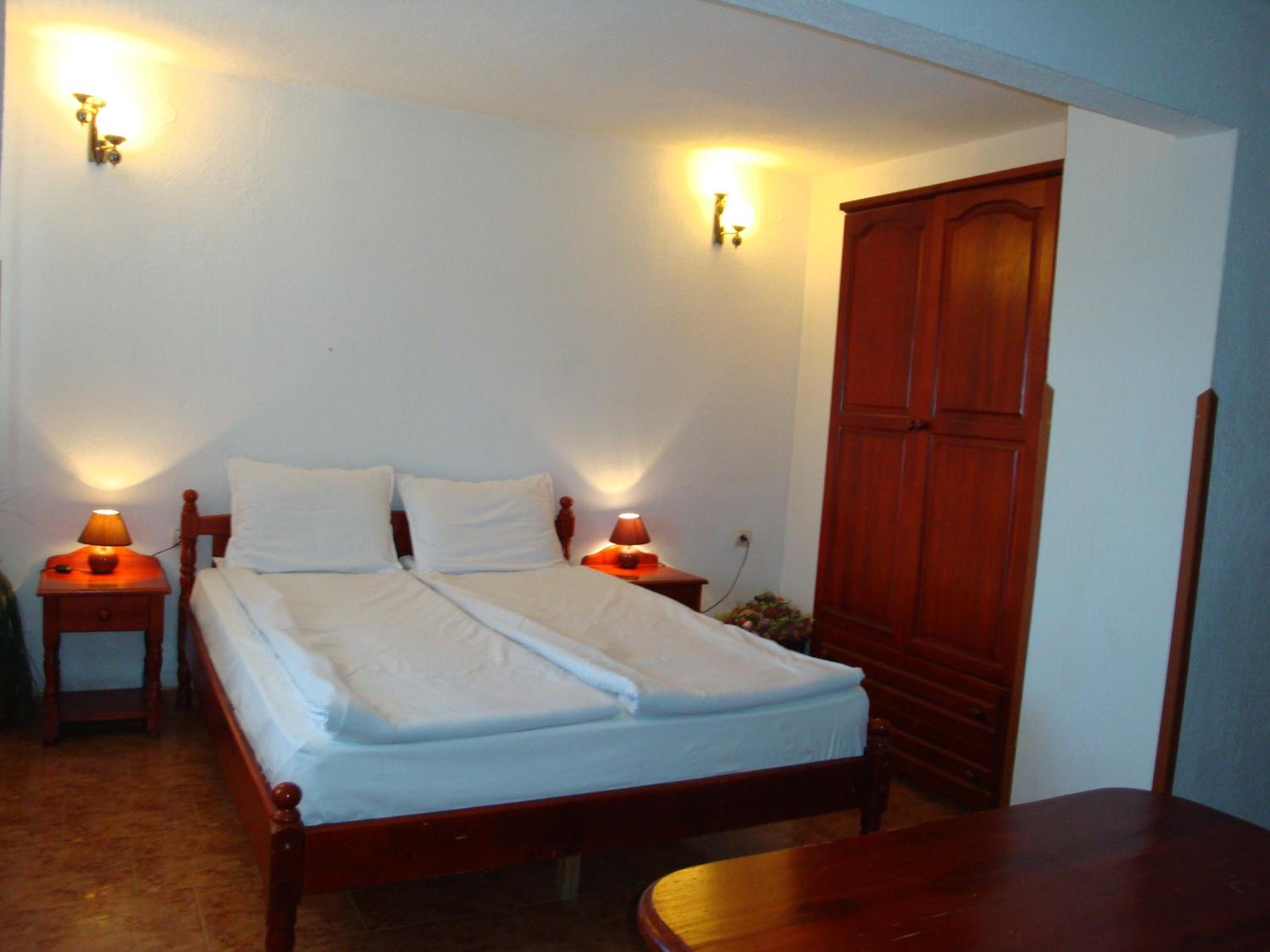 Studio with Terrace photo 2