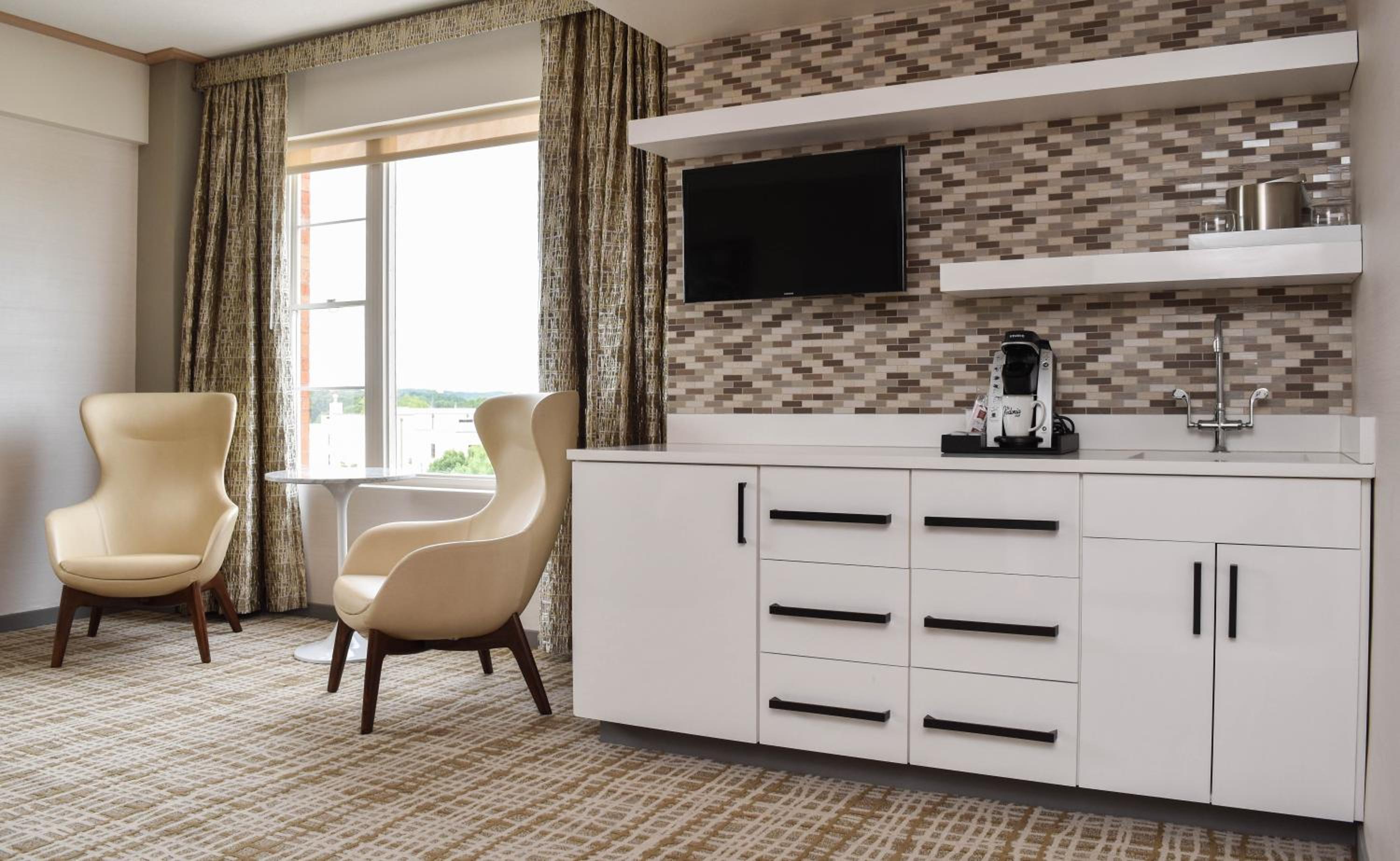 Executive Suite photo 3