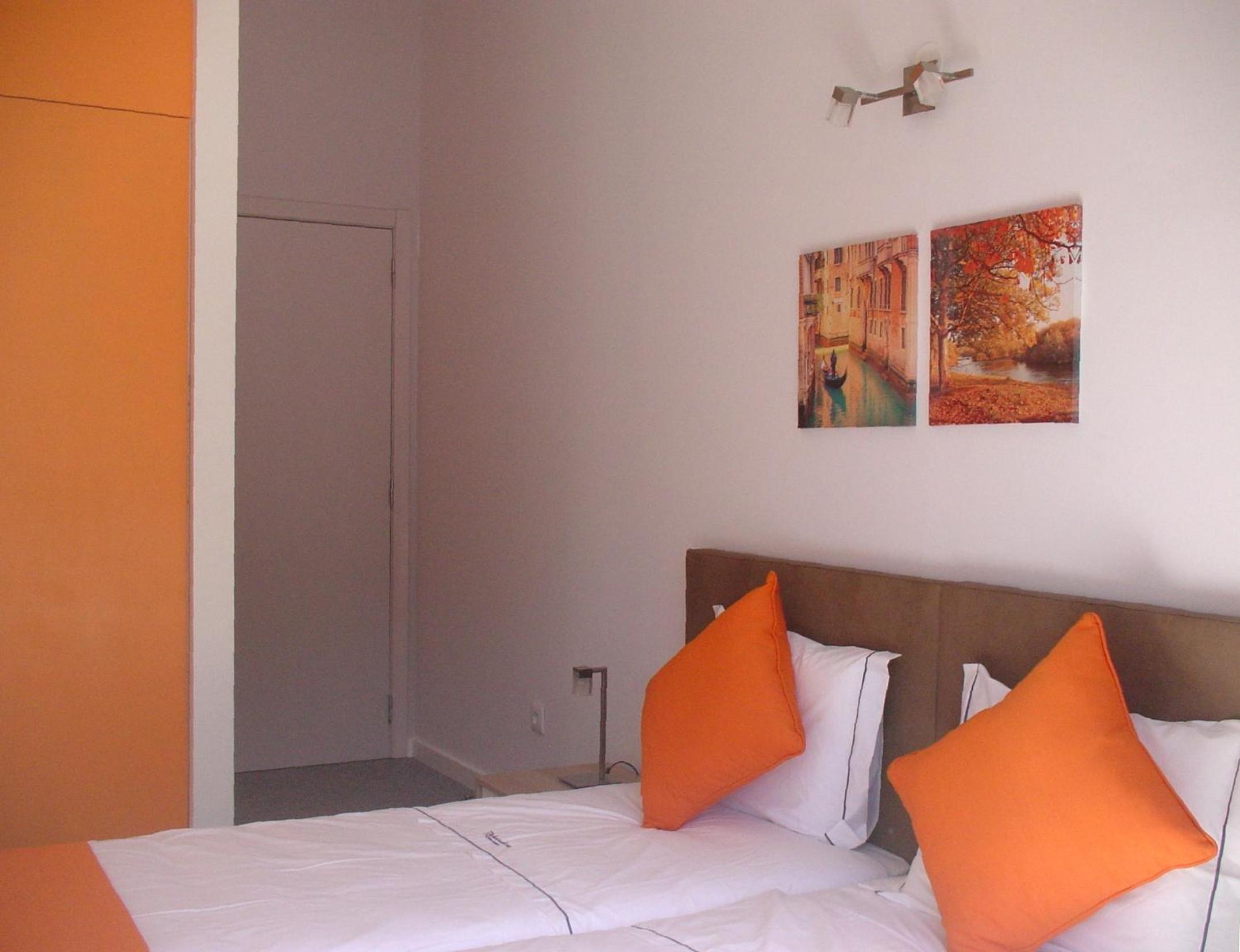 Deluxe Twin Room - Photo 4