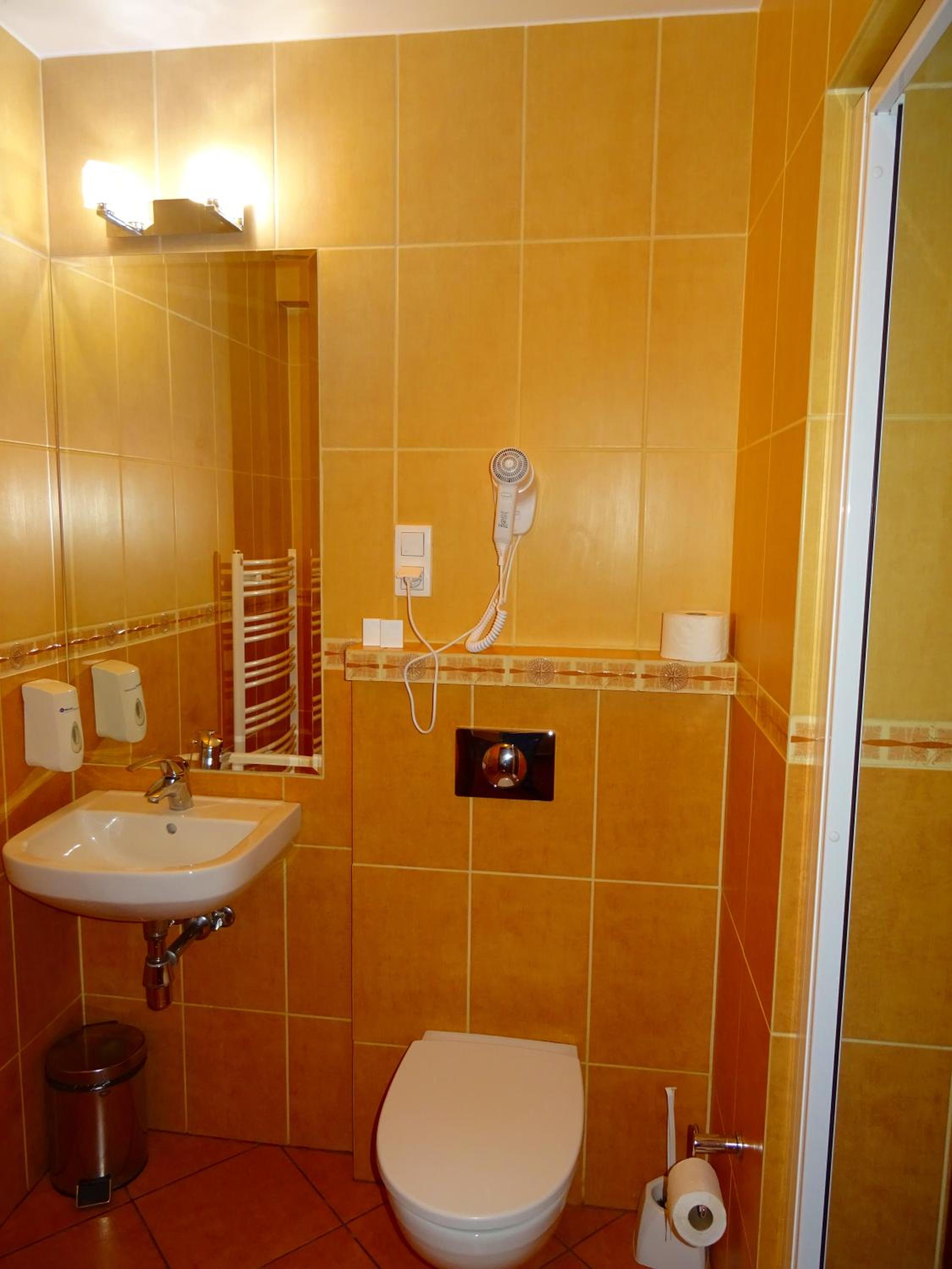 Comfort Twin Room - Photo 6
