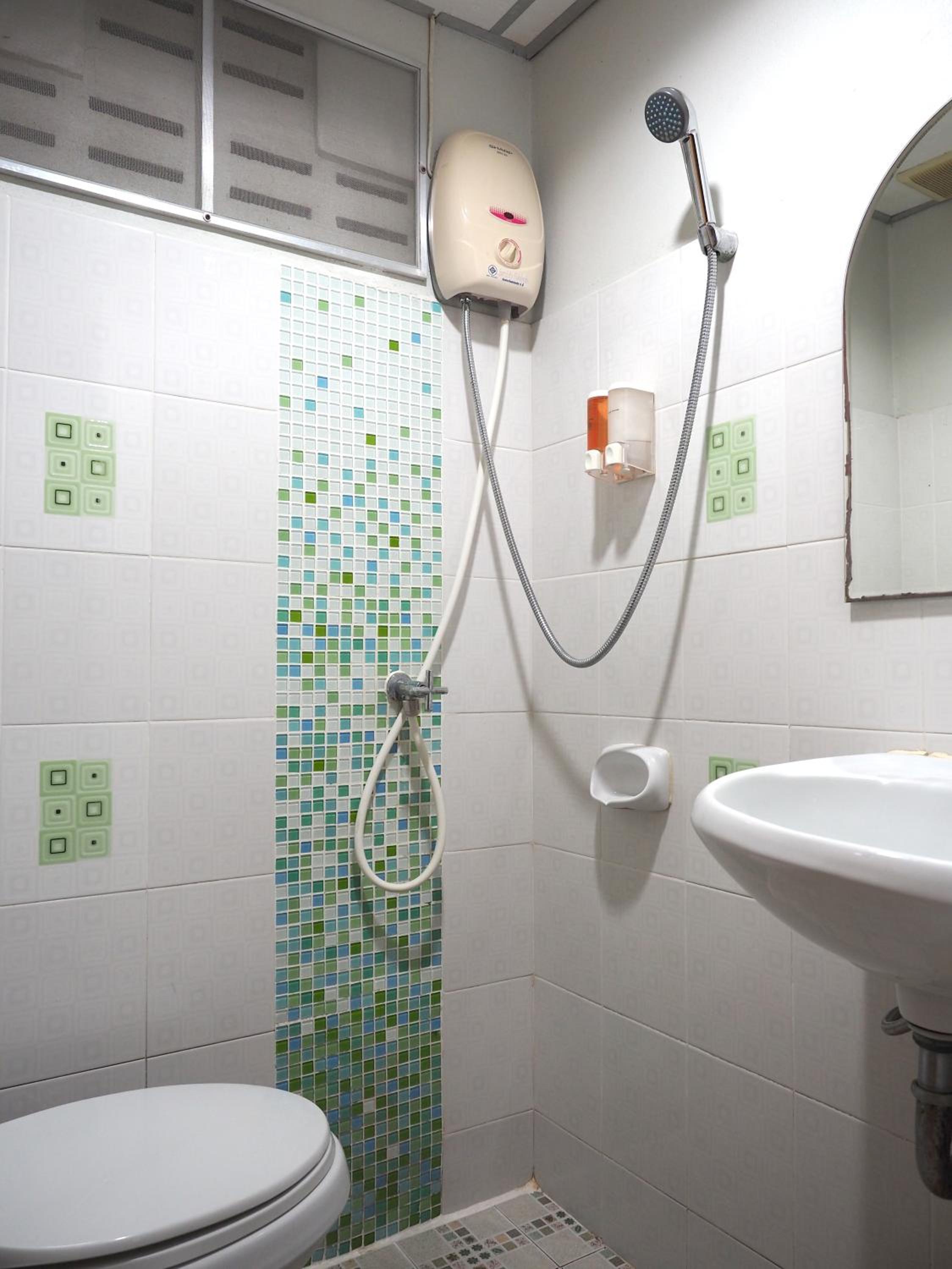 Double Room with Private Bathroom photo 3