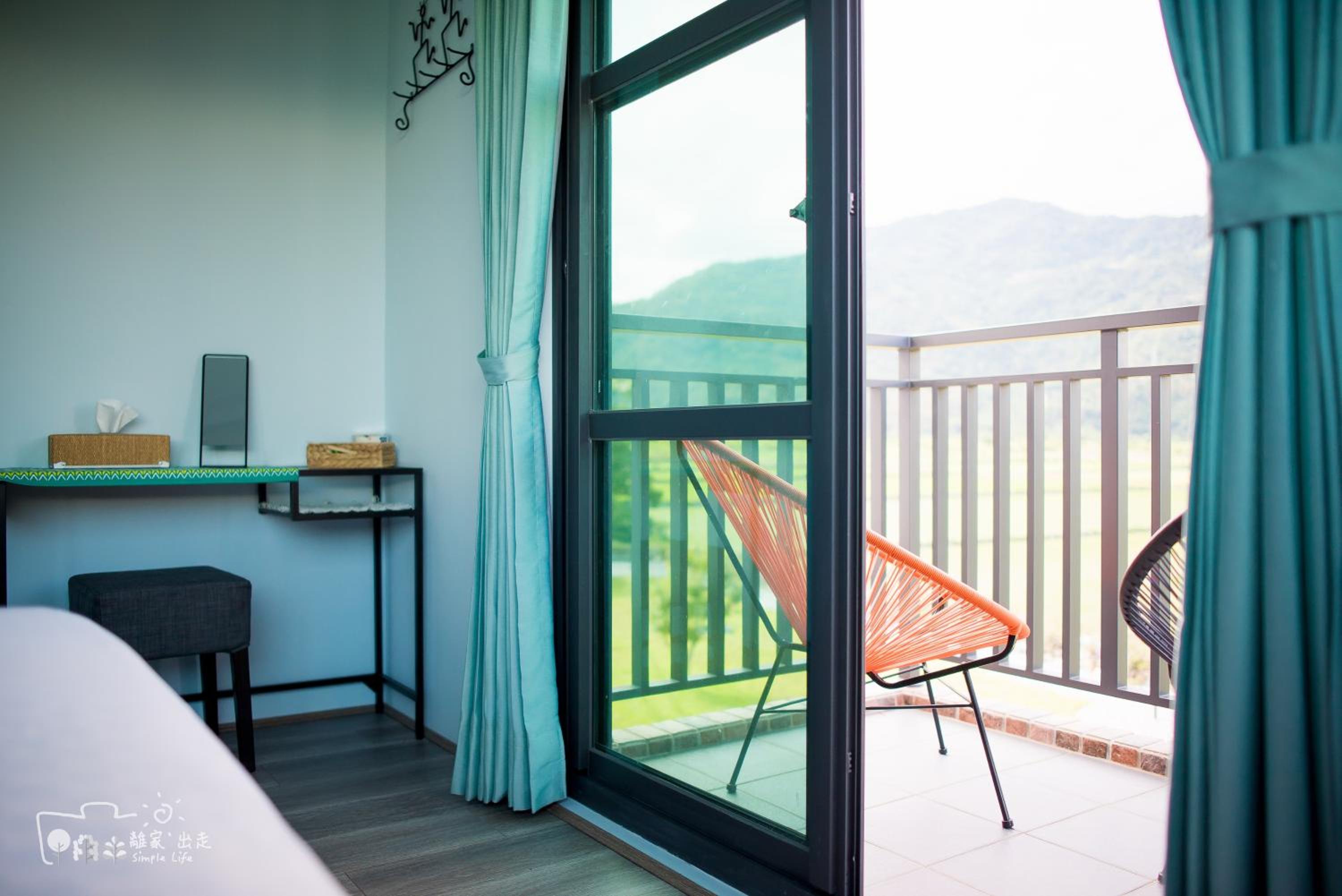 King Room with Mountain View photo 3