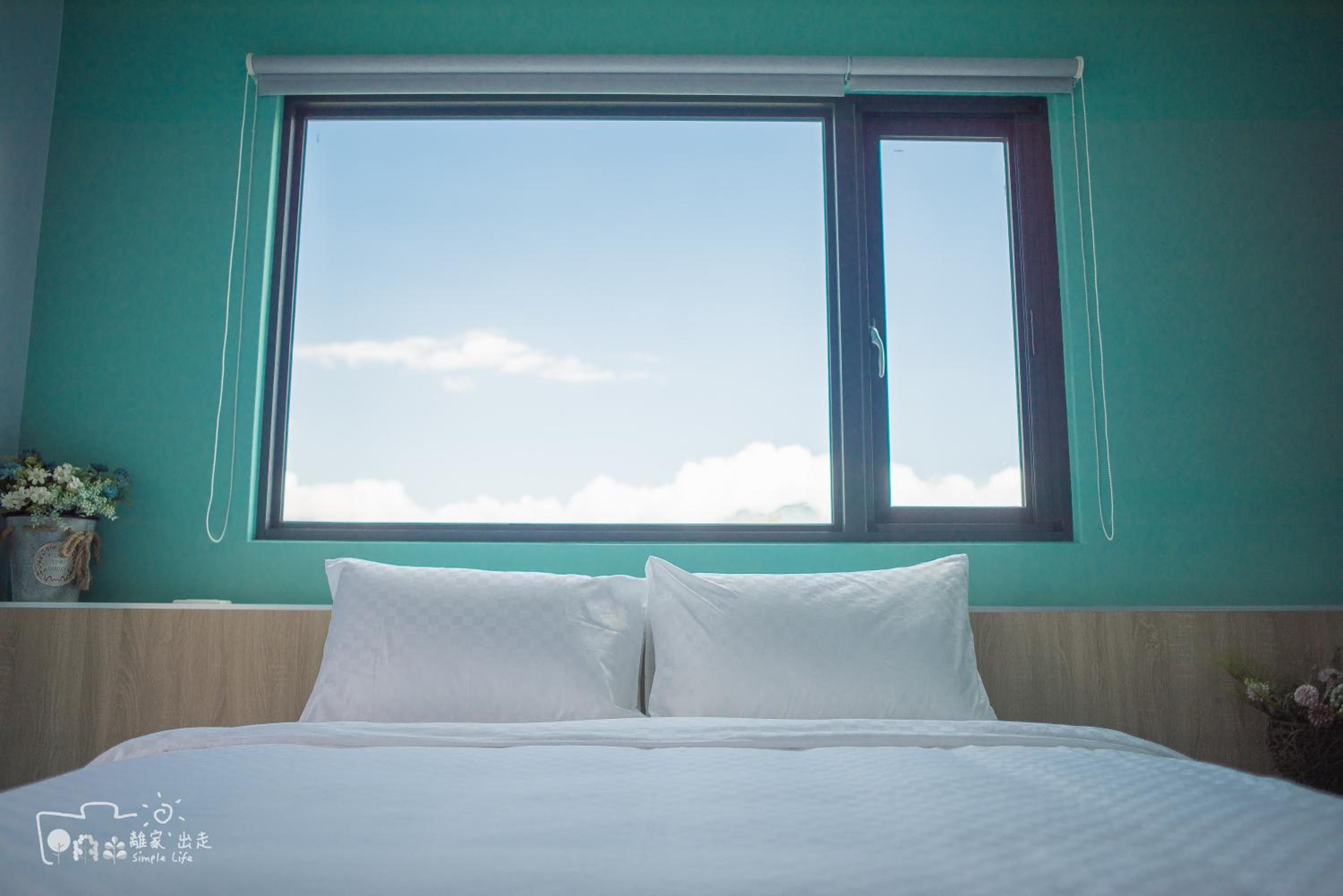 King Room with Mountain View photo 2