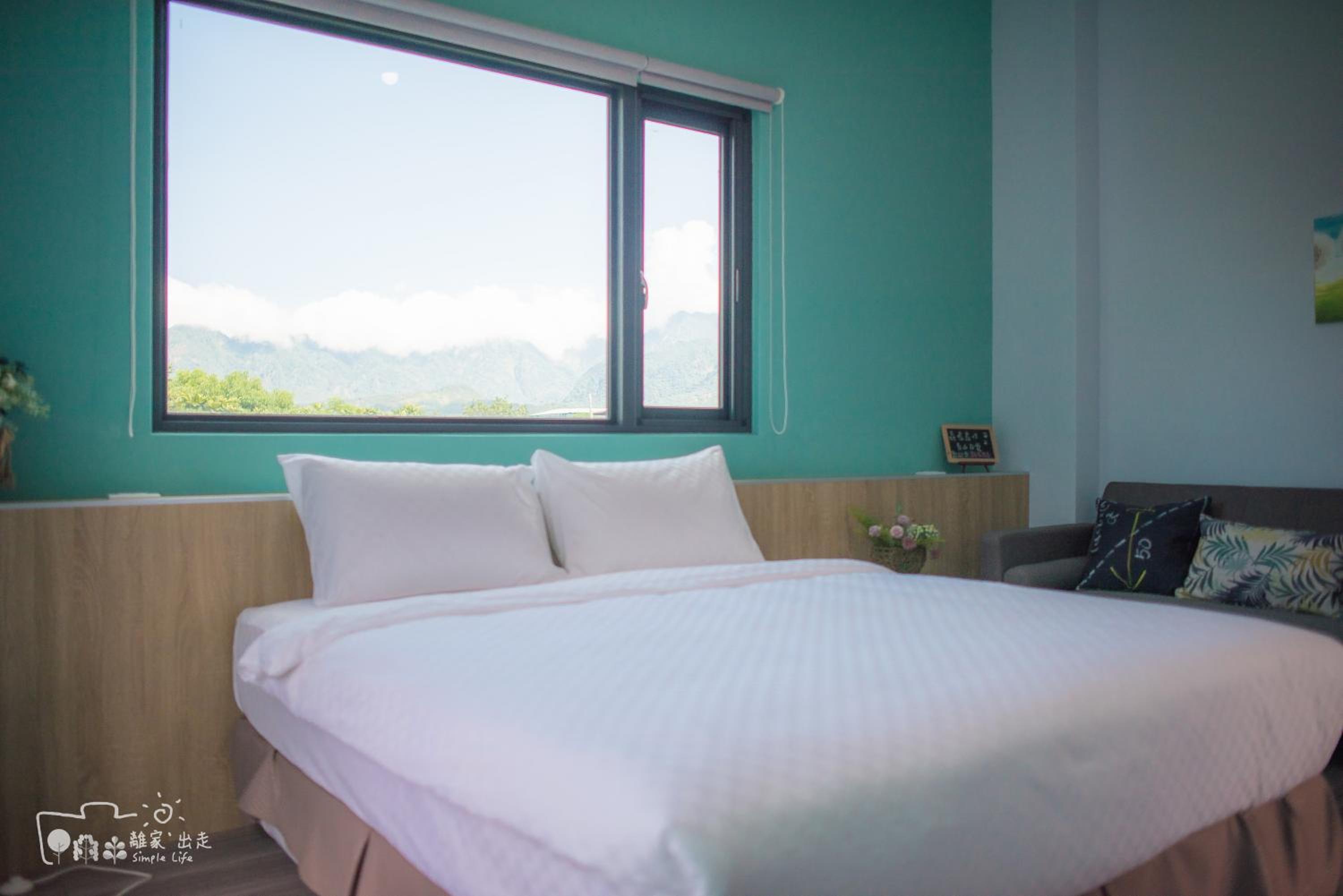 King Room with Mountain View photo 1
