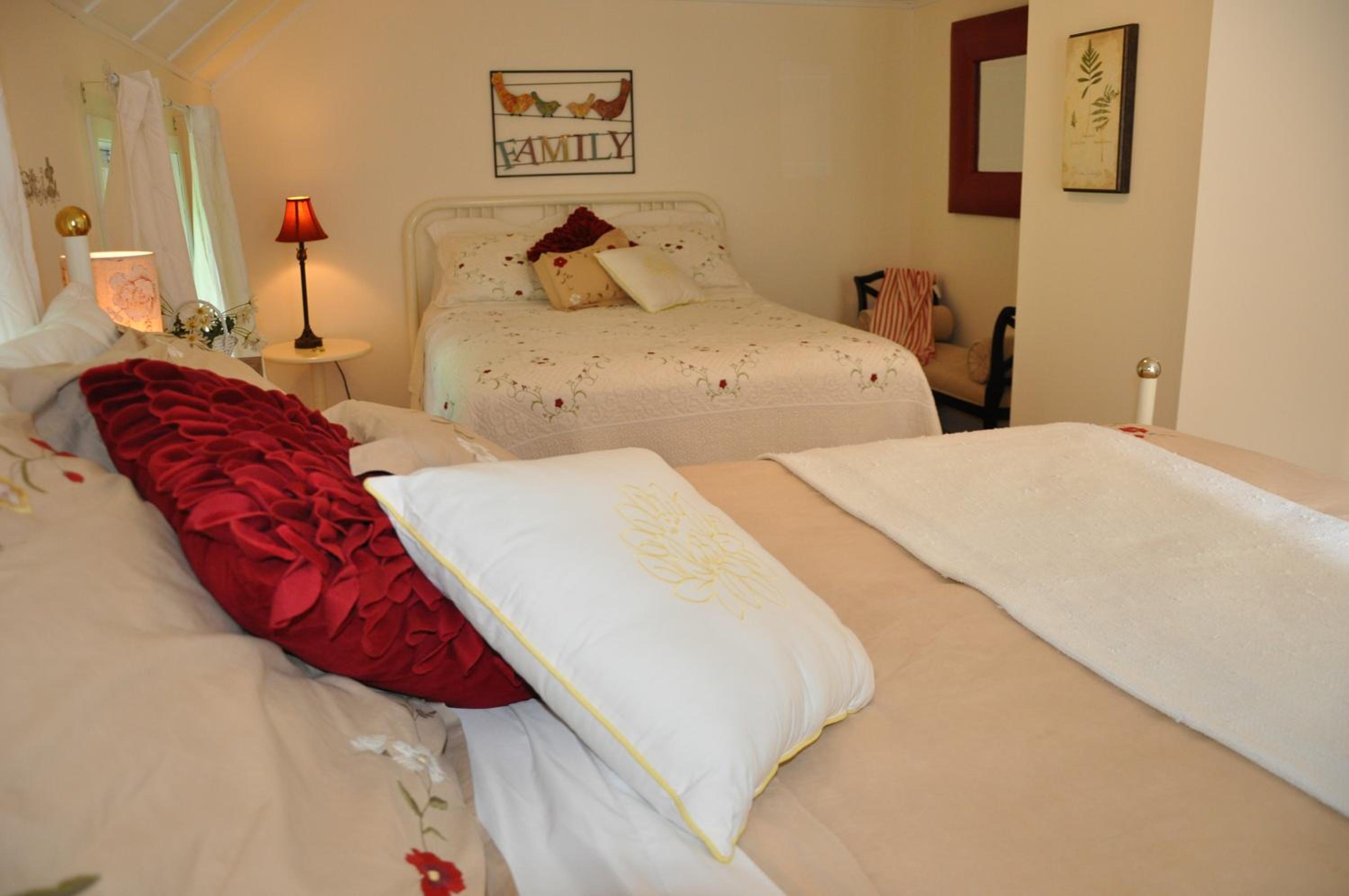 Standard Double Room With Balcony - Garden View