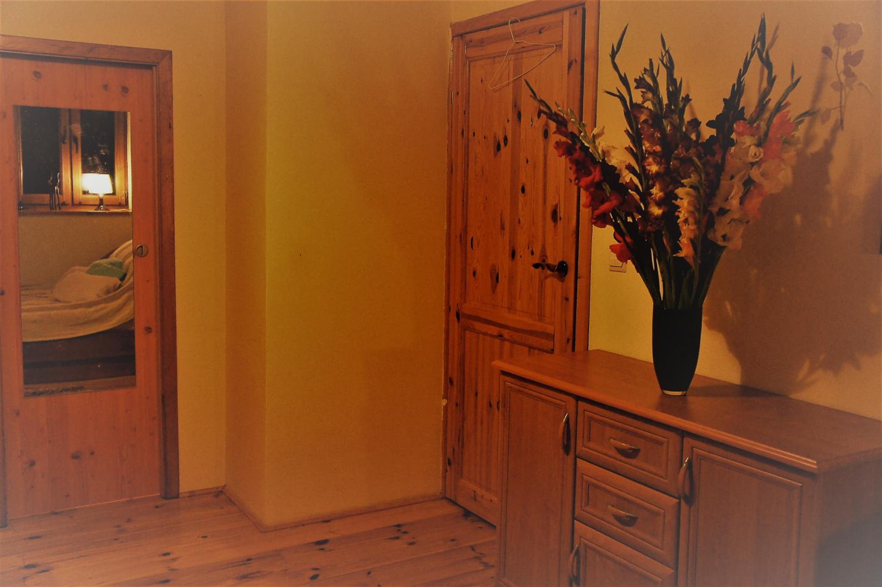 Four-Bedroom House photo 2