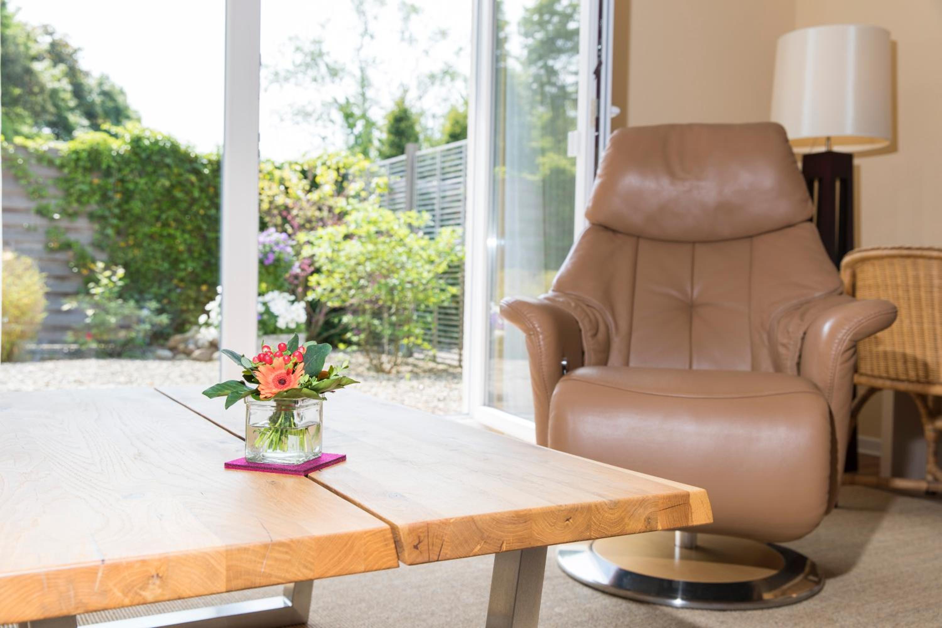 Business Room - Photo 10
