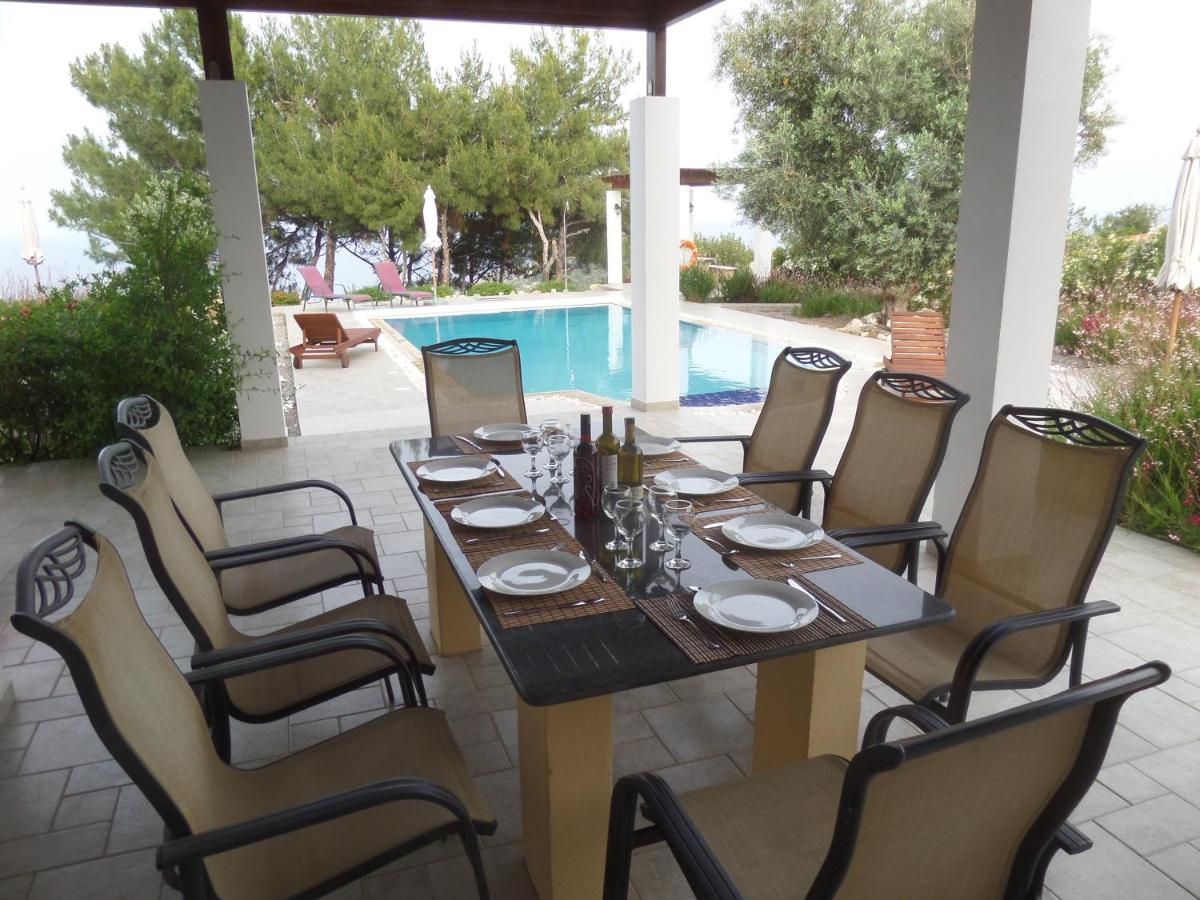Deluxe Villa photo 3