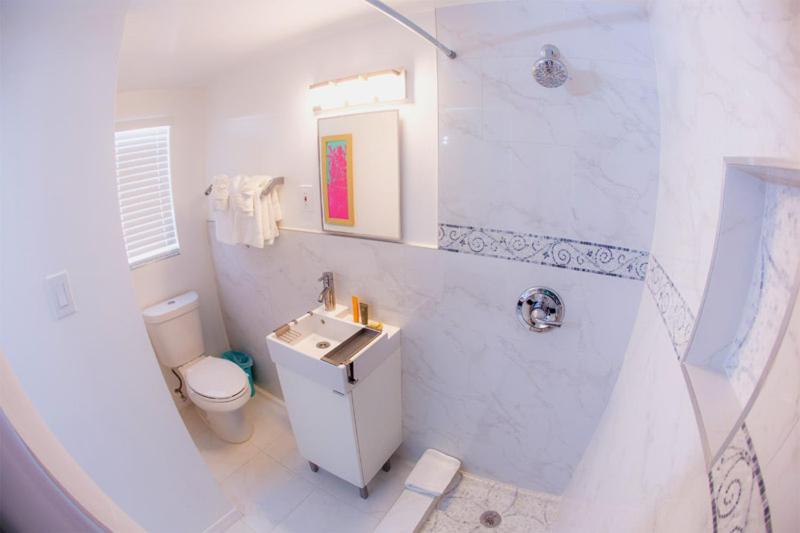 King Suite - Photo 4