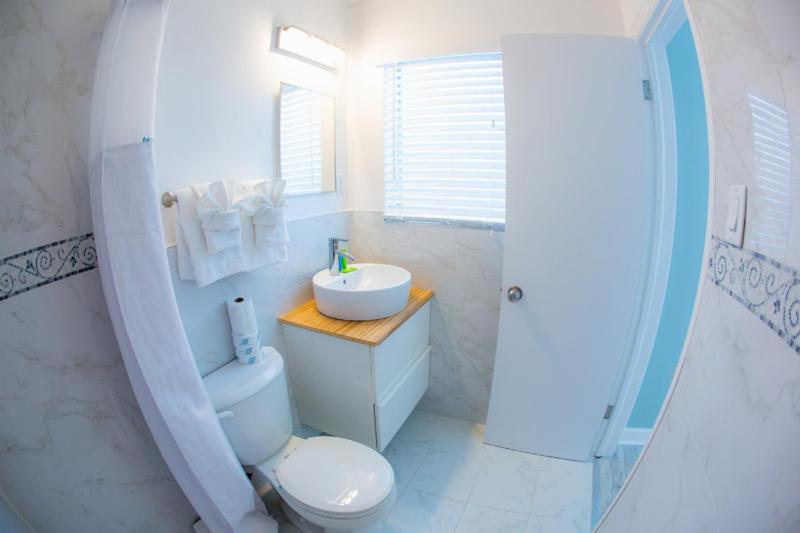Studio Pool Side Suite 2 Double - Photo 5