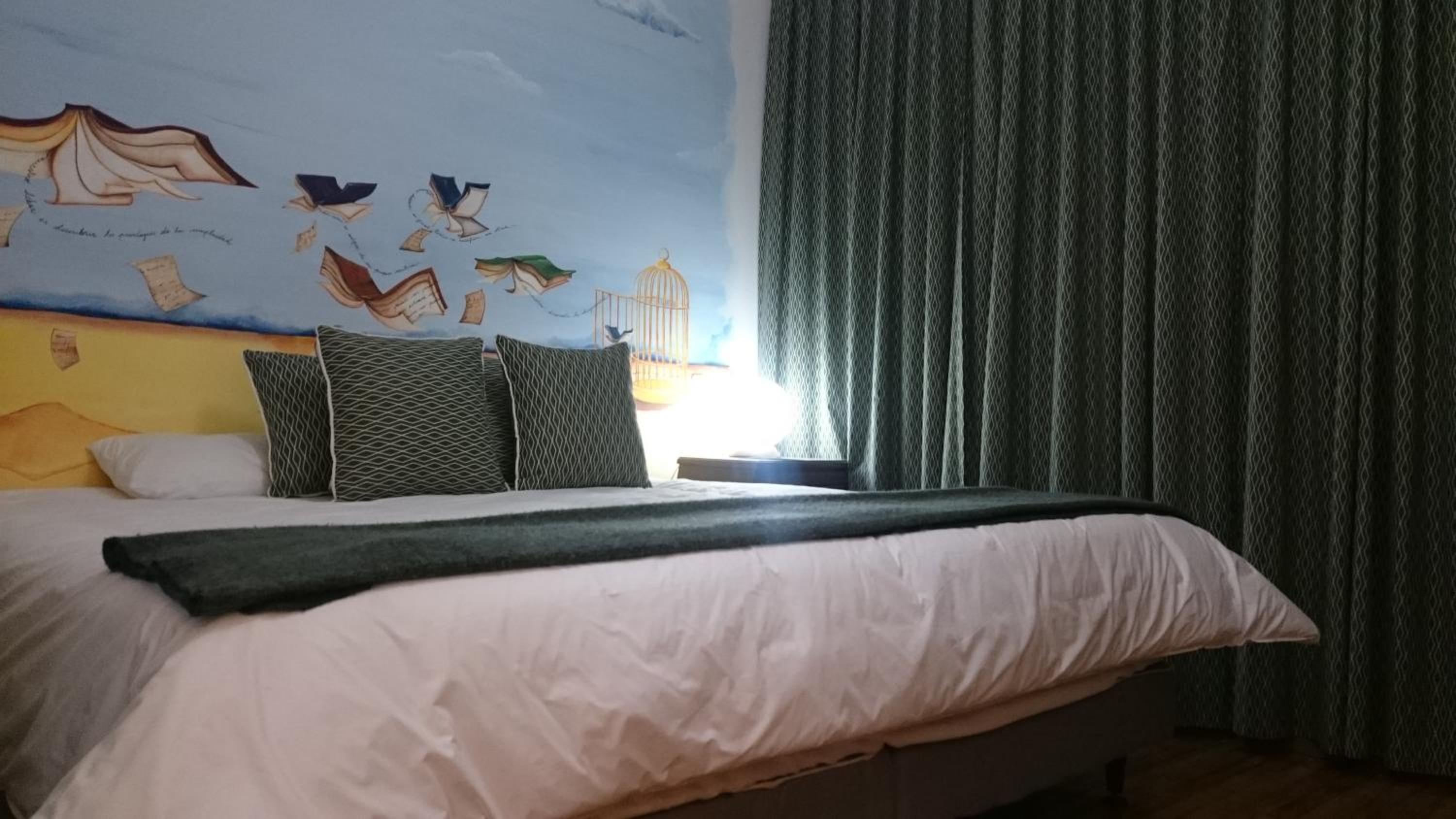 Hotel + Arte — photo 81