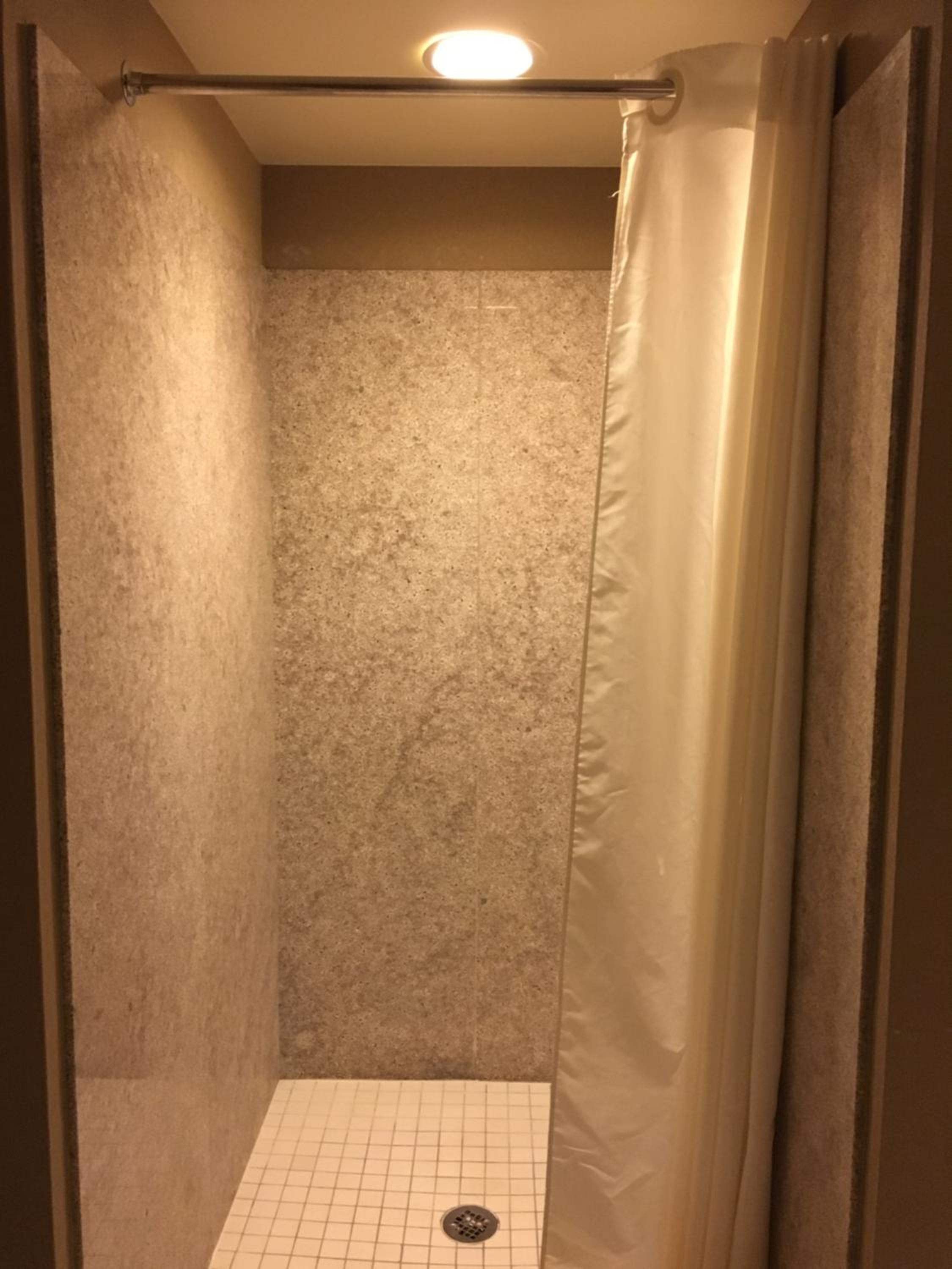 One-Bedroom King Suite - Non-Smoking - Photo 9