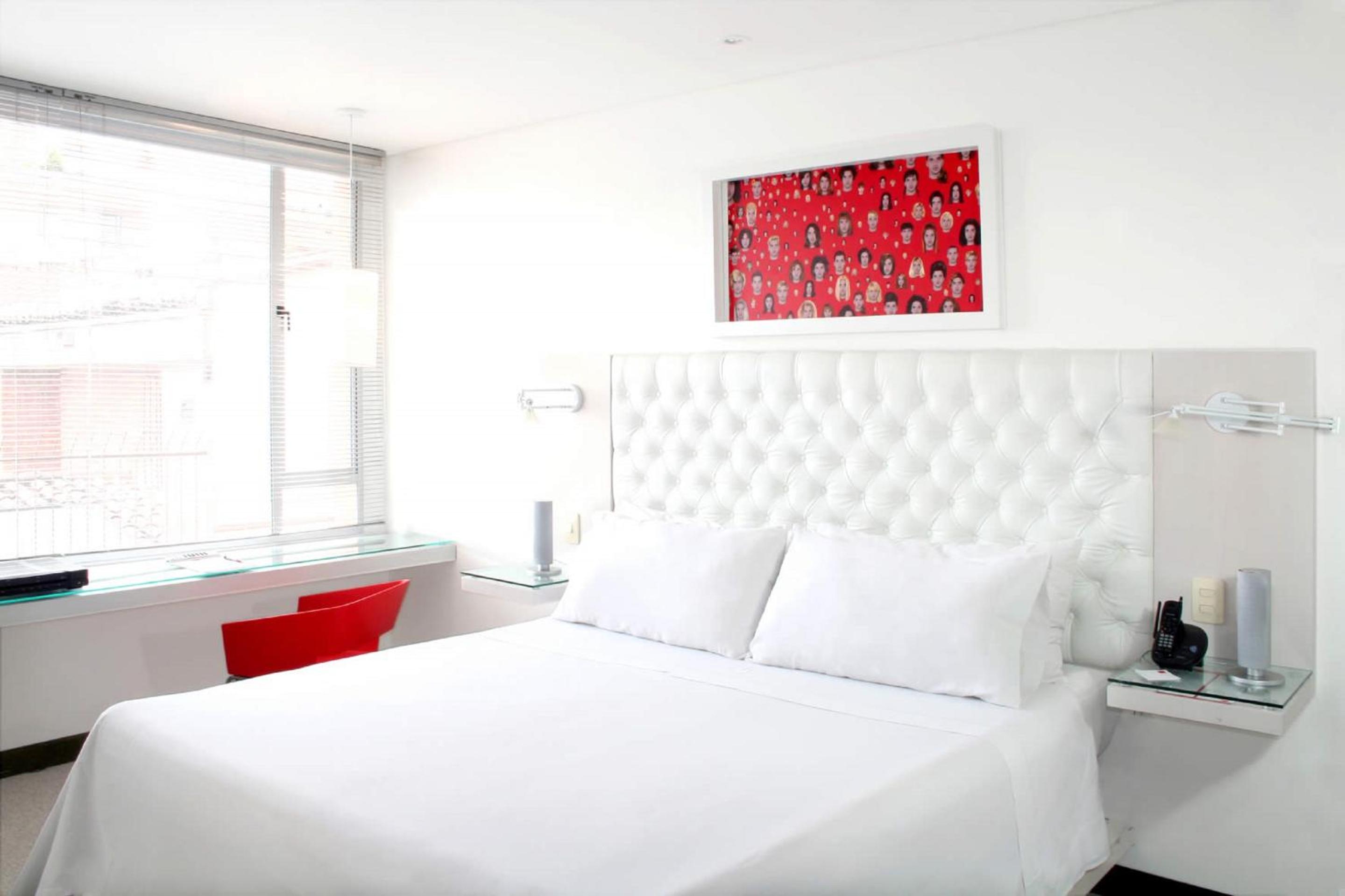 Business Suite - Photo 9