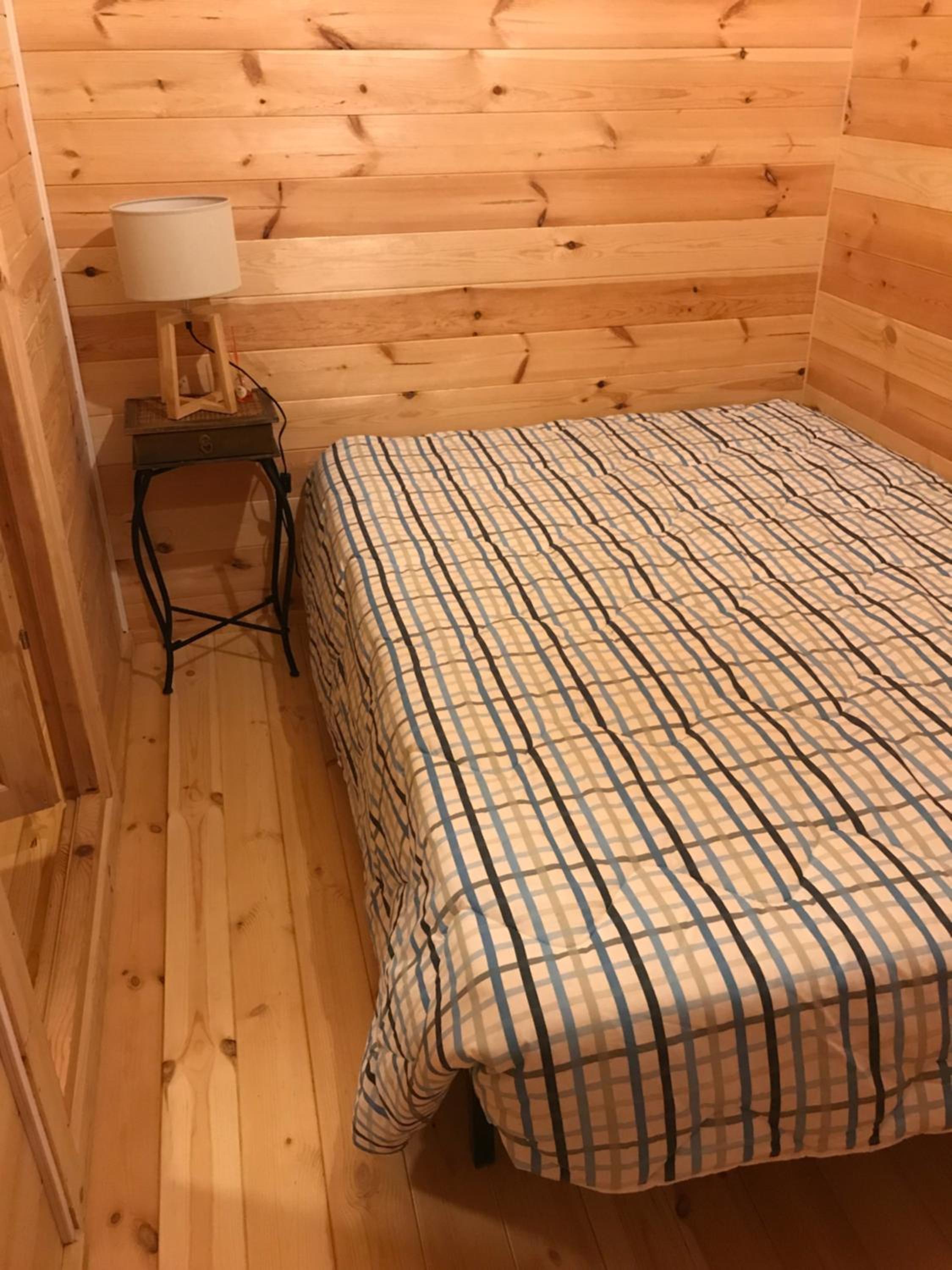 Two-Bedroom House - Photo 34