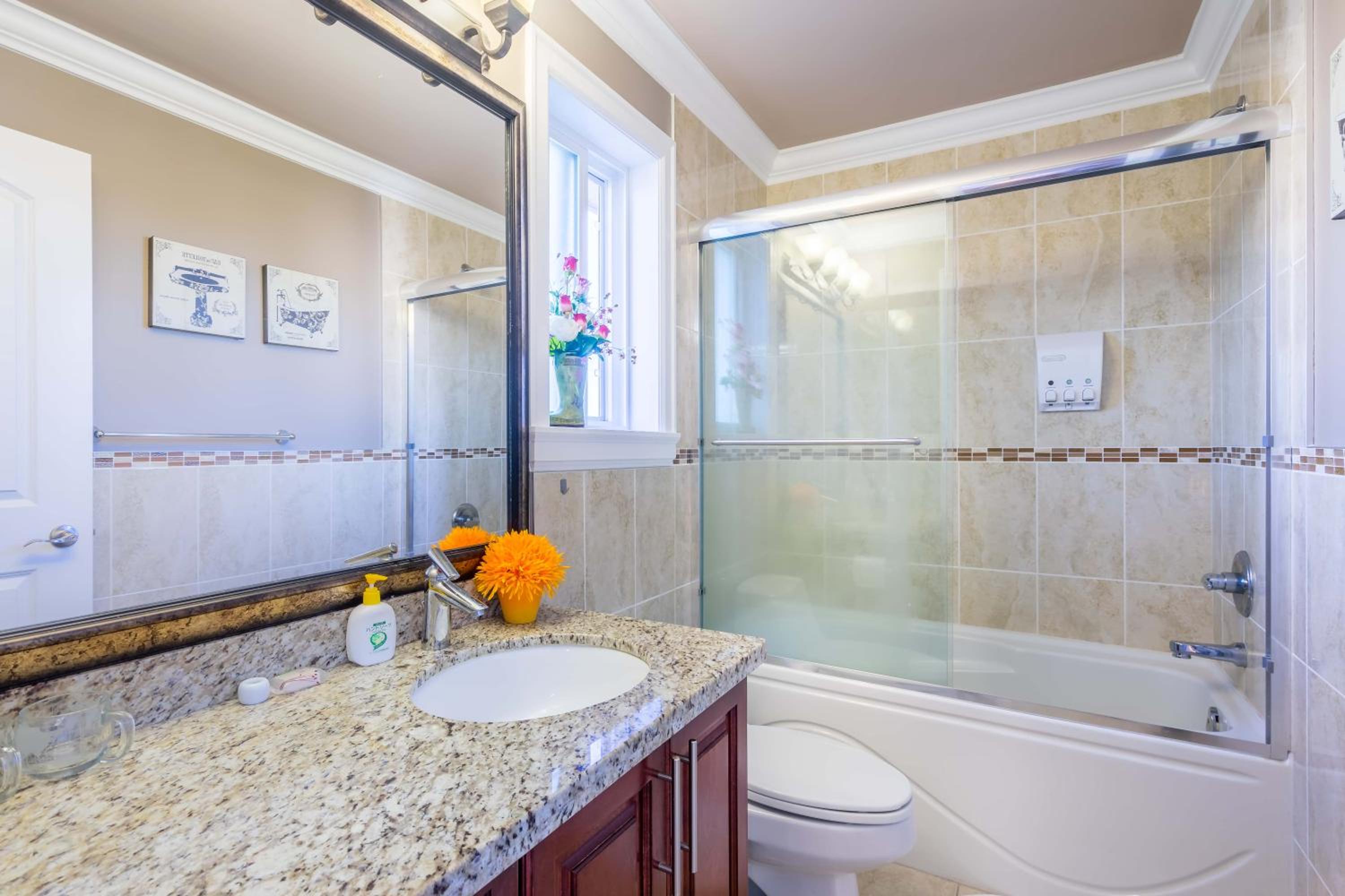 Double Room with Private Bathroom photo 3