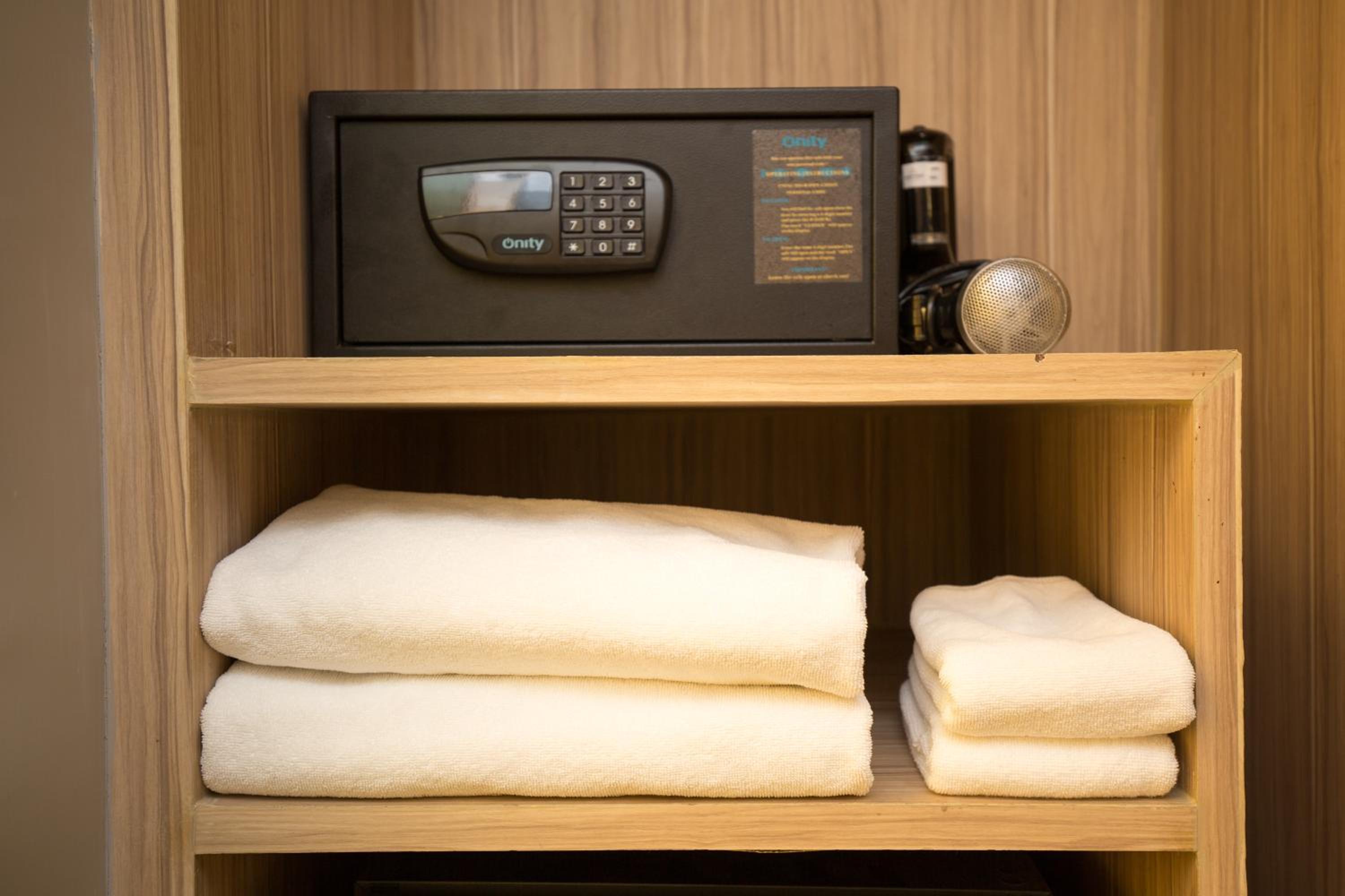Executive Room photo 2