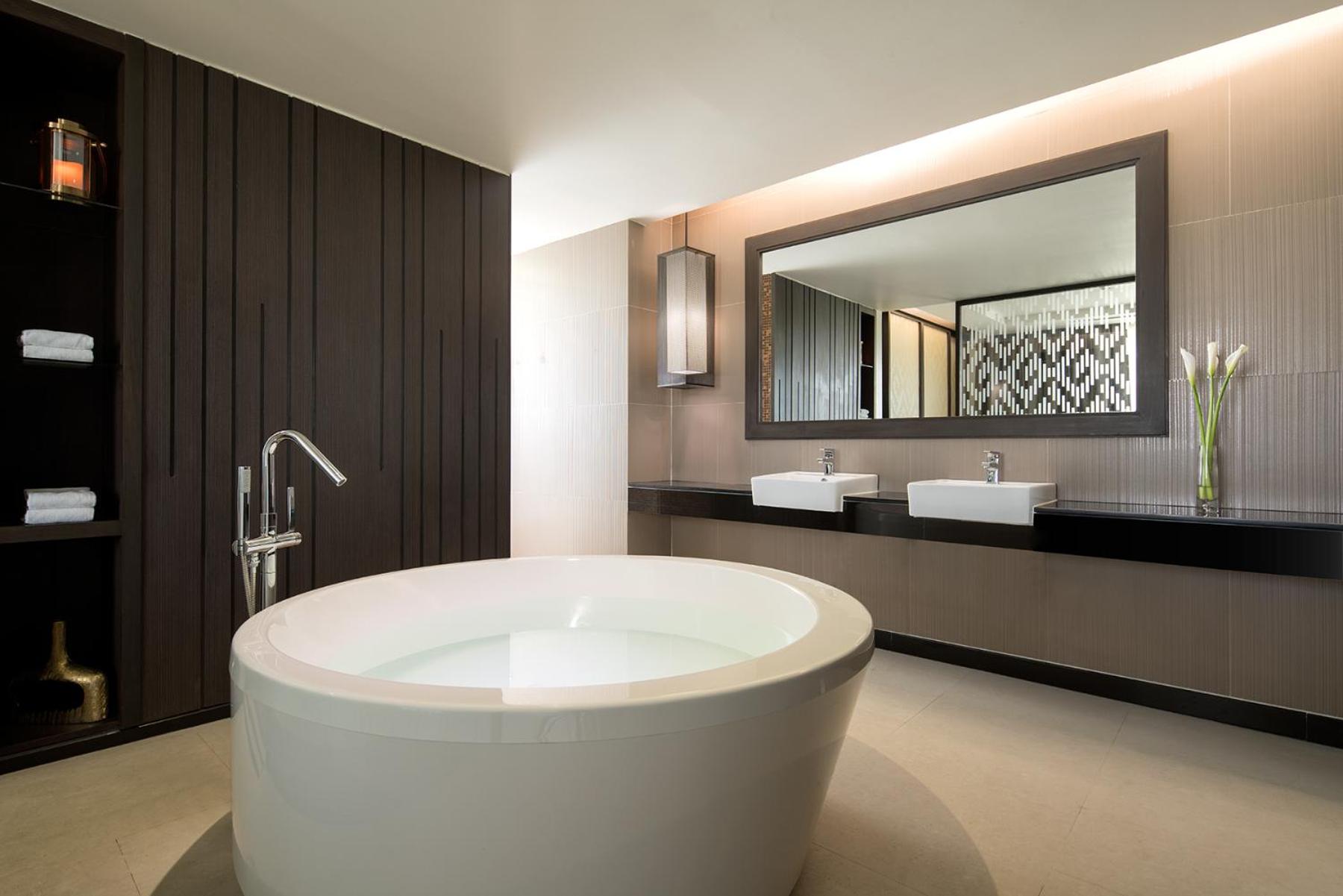 AVANI Executive Suite - Photo 3